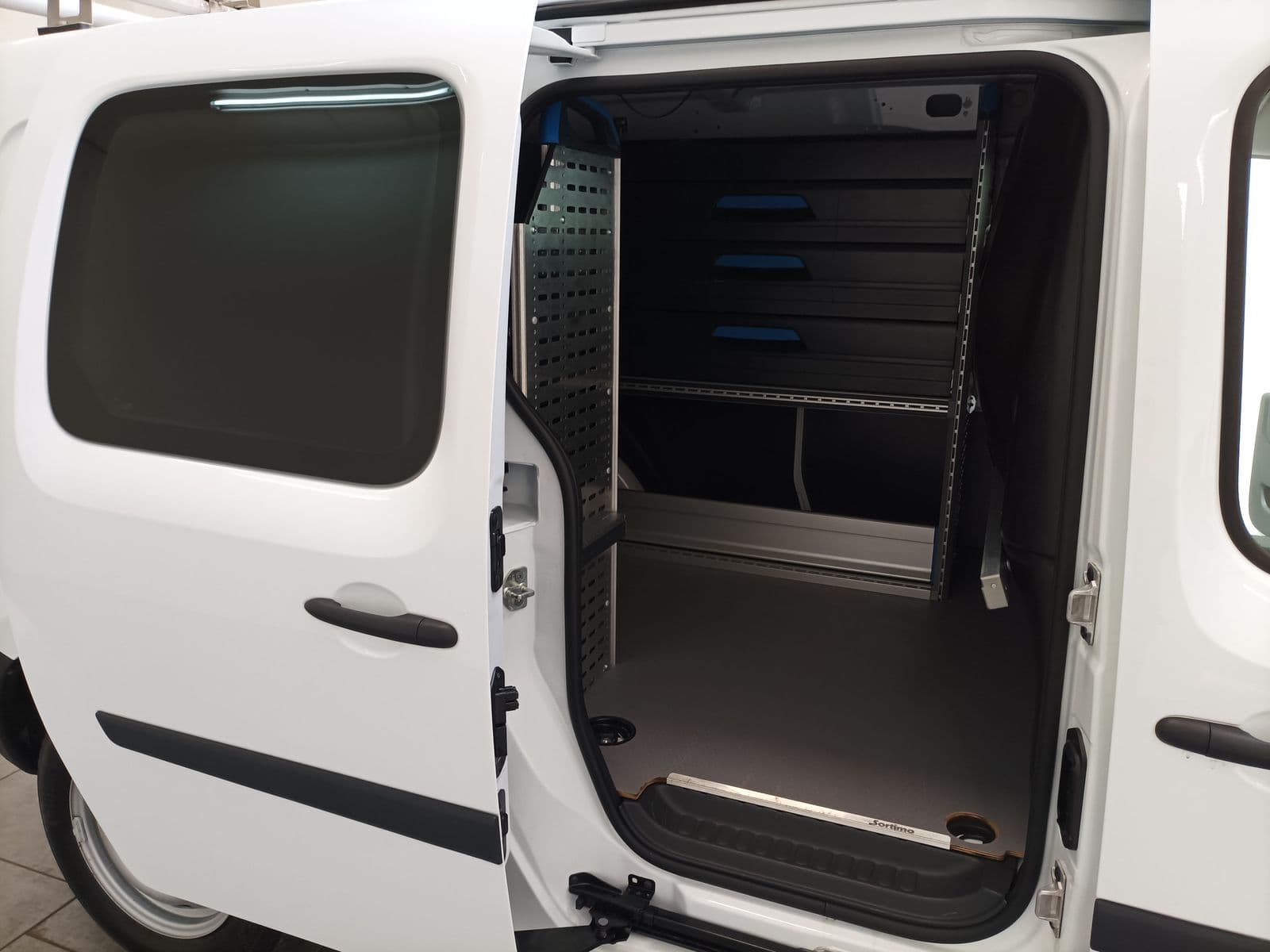 Renault Kangoo Transporter Kangoo Rapid 1.5 BLUE dCi 95 FAP Maxi Extra (EURO #17