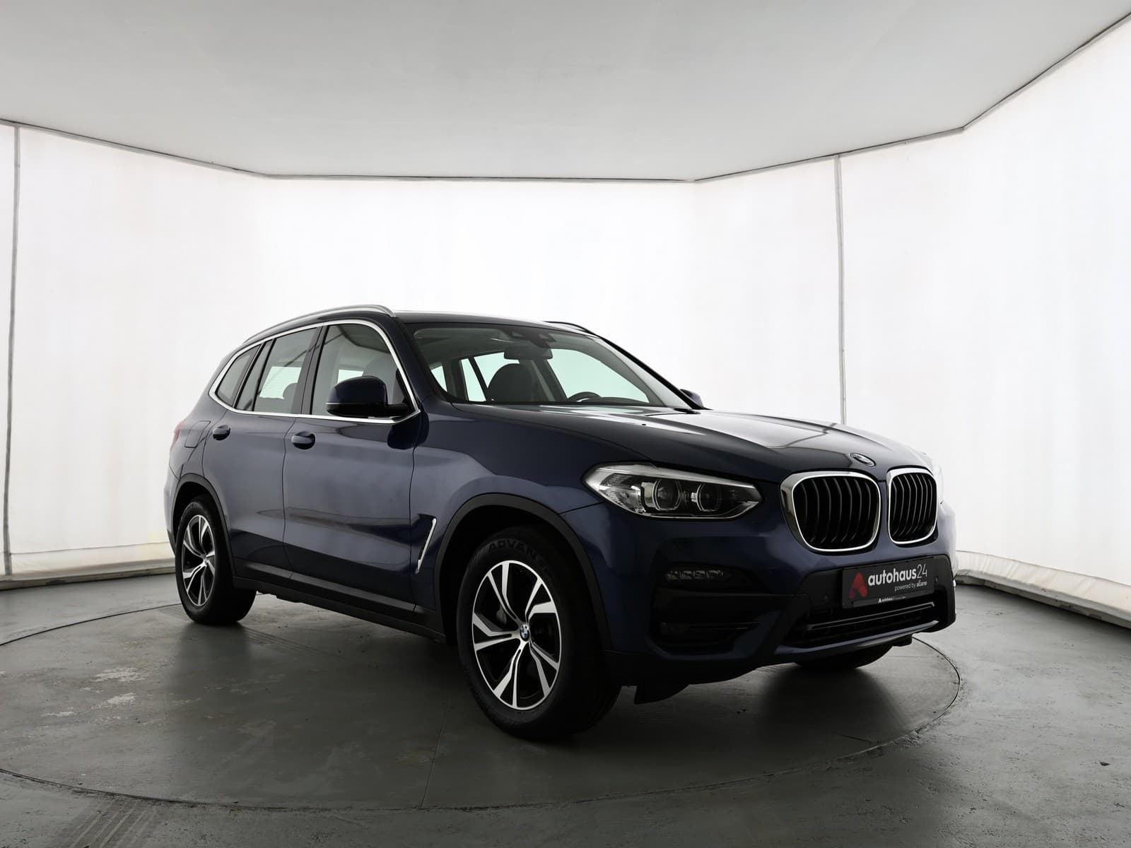 BMW X3 SUV / Crossover / Geländewagen BMW X3 xDrive30e ADVANTAGE AT Sports Utility Vehicle #1