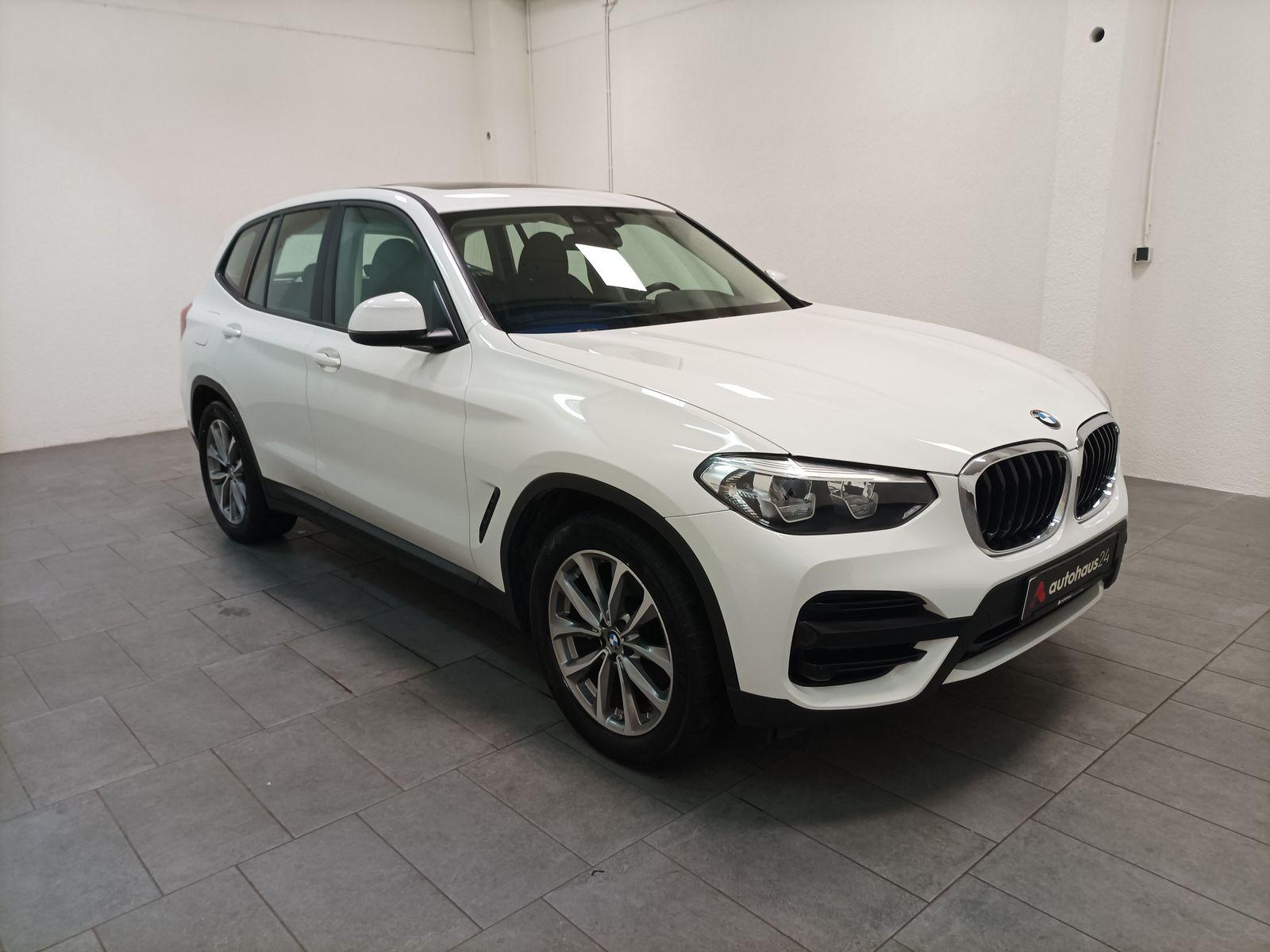 BMW X3 SUV / Crossover / Geländewagen BMW X3 xDrive20d AT Sports Utility Vehicle