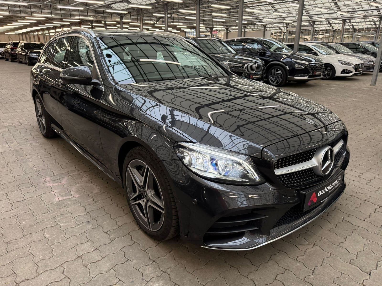 Mercedes-Benz C-Klasse Kombi MERCEDES C-Klasse C 400 4MATIC T Autom. Kombi #1