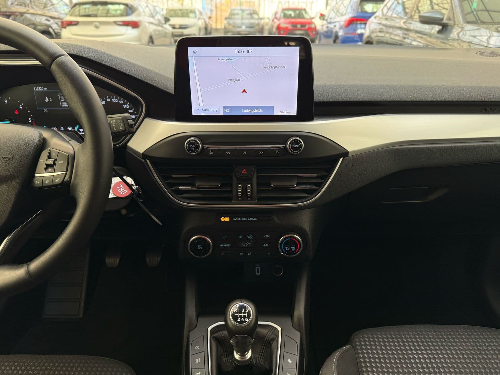 Ford Focus Kombi Focus 1.5 EcoBlue Cool&Connect (EURO 6d-Temp) #11