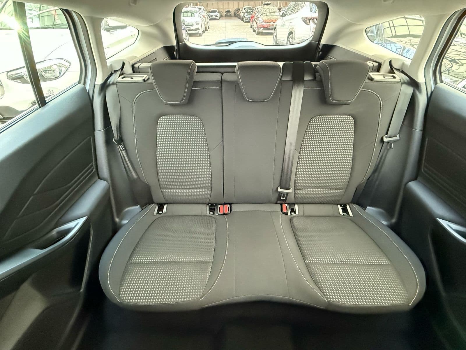 Ford Focus Kombi Focus 1.5 EcoBlue Cool&Connect (EURO 6d-Temp) #15