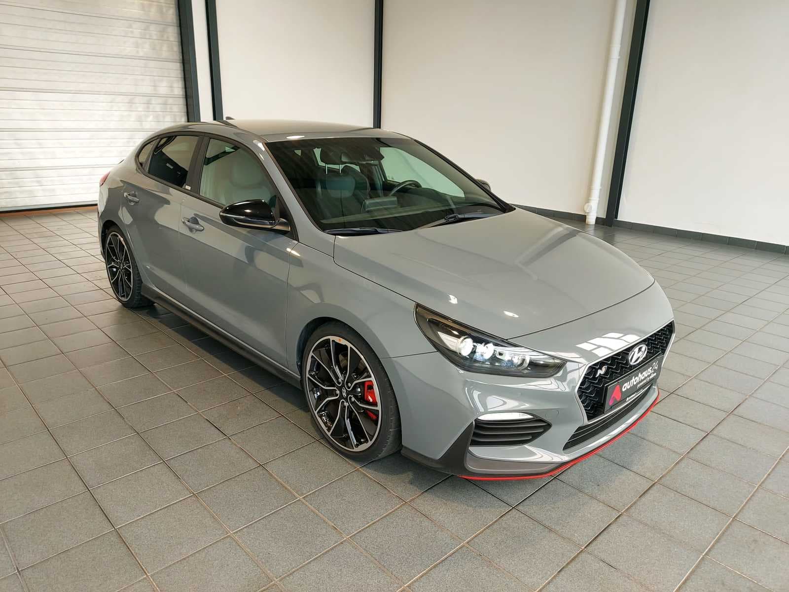 Hyundai i30 Limousine HYUNDAI i30 2.0 T-GDI N Performance Fastback Schräghecklimousine #1