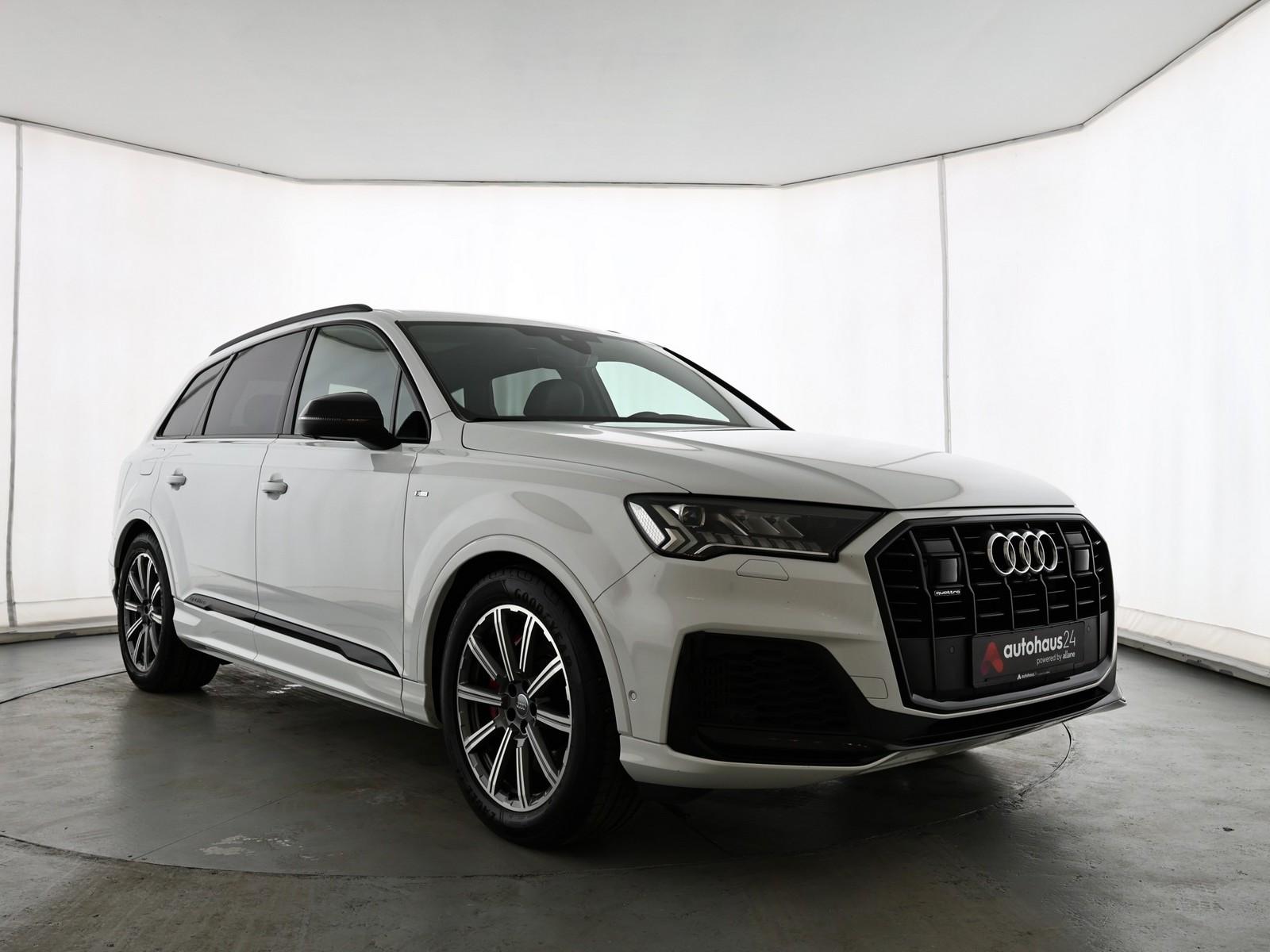 Audi Q7 SUV / Crossover / Geländewagen AUDI Q7 60 TFSI e quattro tiptronic S line Sports Utility Vehicle