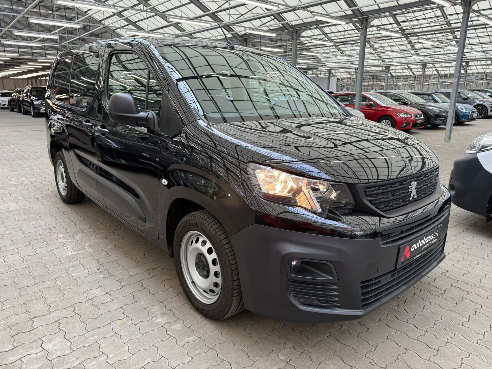 Peugeot Partner Transporter PEUGEOT Partner FlexCab BlueHDi 130 S/S Pro L2 erh NL Kasten-Lieferwagen #1