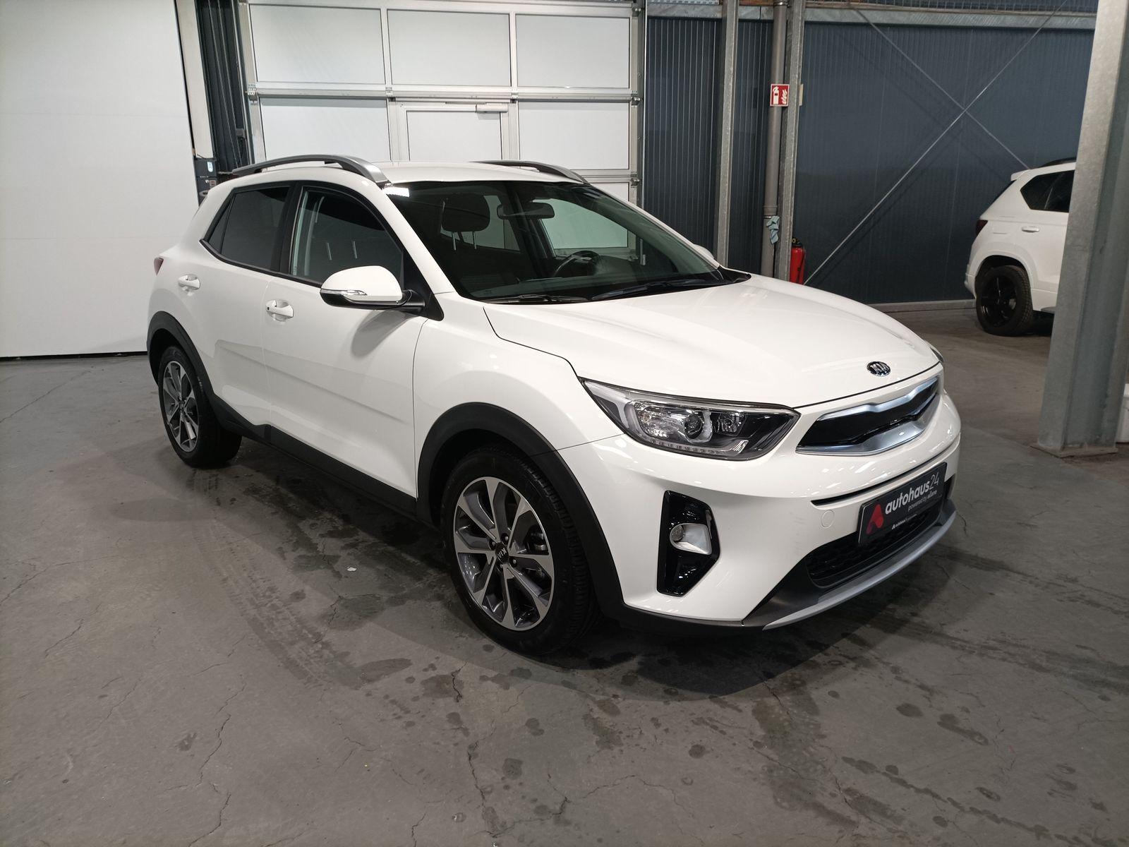 Kia Stonic SUV / Crossover / Geländewagen KIA Stonic 1.0 T-GDI 120 Dream-Team Edition DCT7 Sports Utility Vehicle