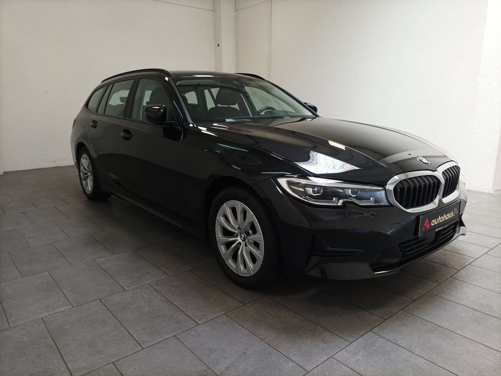 BMW 3er-Reihe Kombi BMW 3er-Reihe 320d Touring Automatik Kombi #1