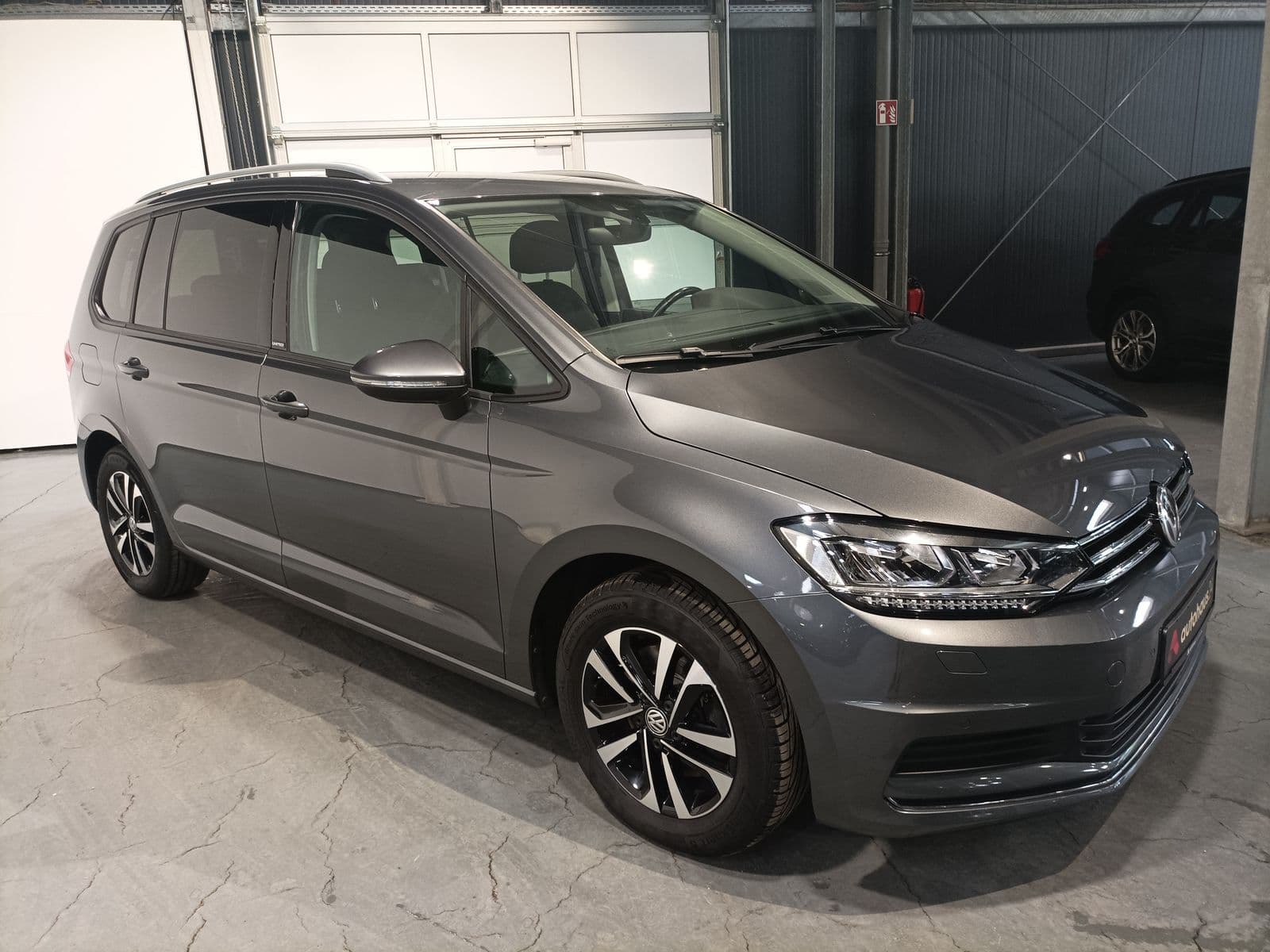 Volkswagen Touran Kleinbus / Van VOLKSWAGEN Touran 2.0 TDI SCR DSG UNITED Kompaktvan #1