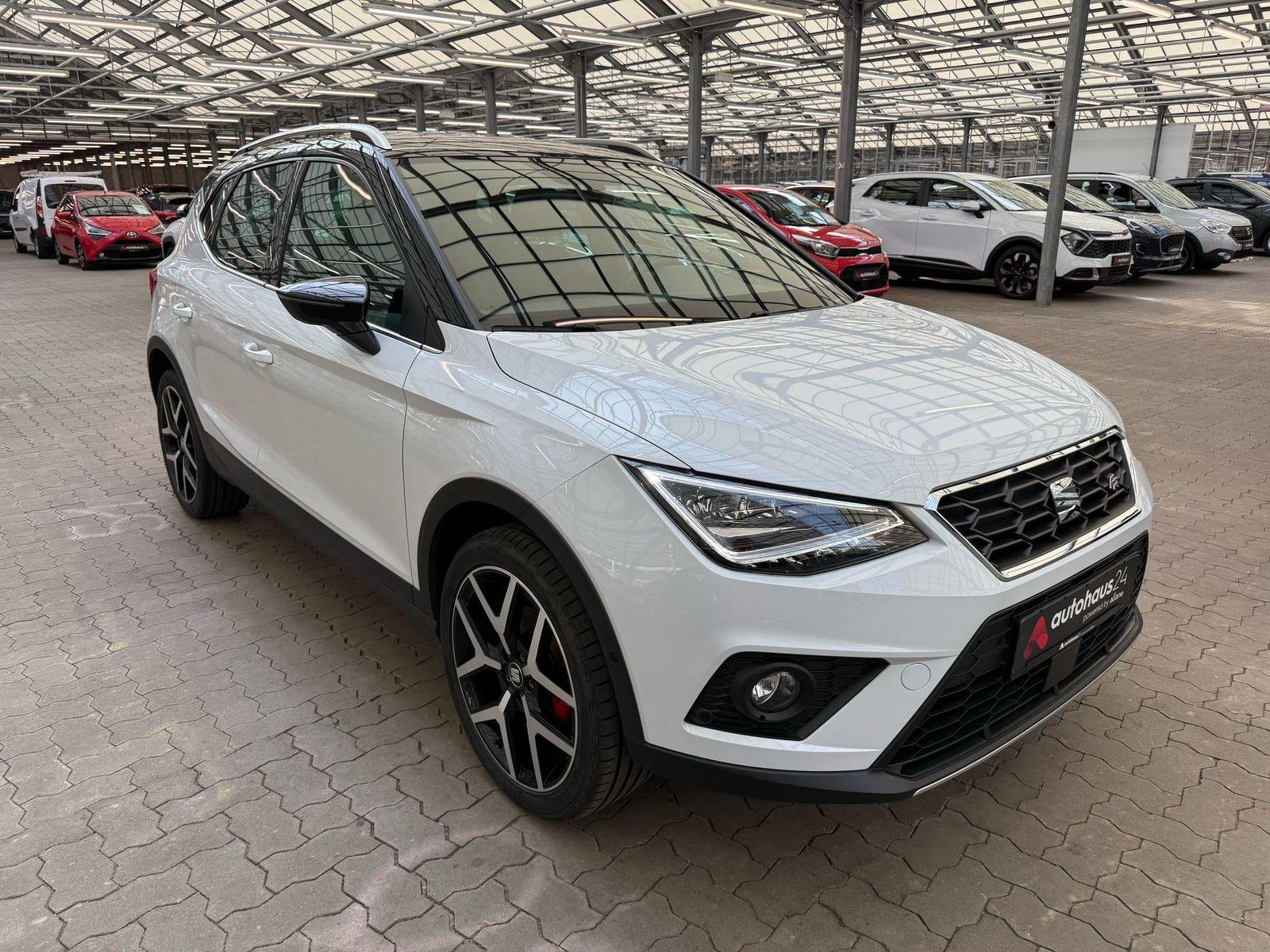 SEAT Arona SUV / Crossover / Geländewagen SEAT Arona 1.5 TSI Start&Stop 110kW FR Sports Utility Vehicle