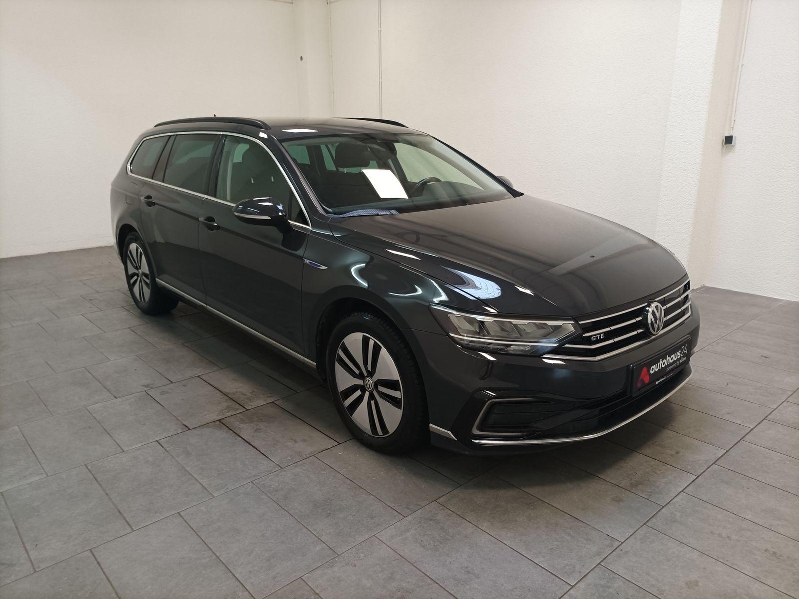 Volkswagen Passat Kombi VOLKSWAGEN Passat 1.4 TSI DSG GTE Variant Kombi