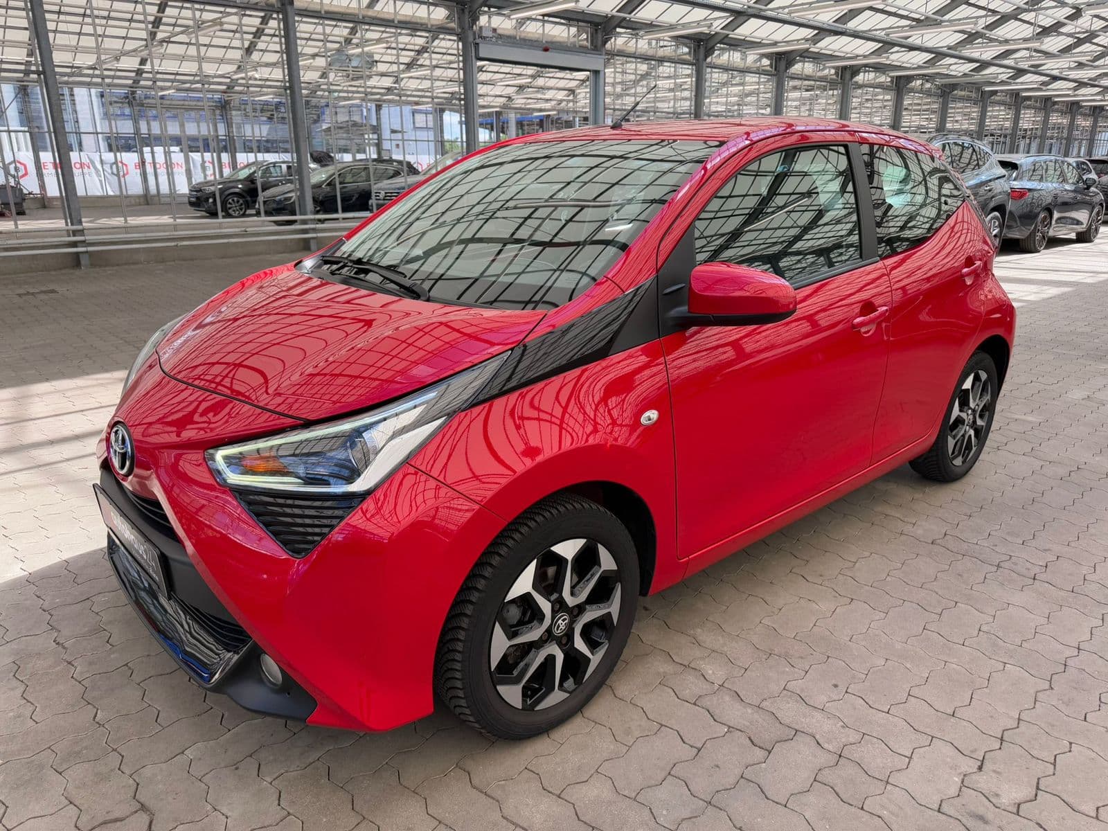 Toyota Aygo Kleinwagen Aygo 1.0 x-play club (EURO 6d-TEMP) #3