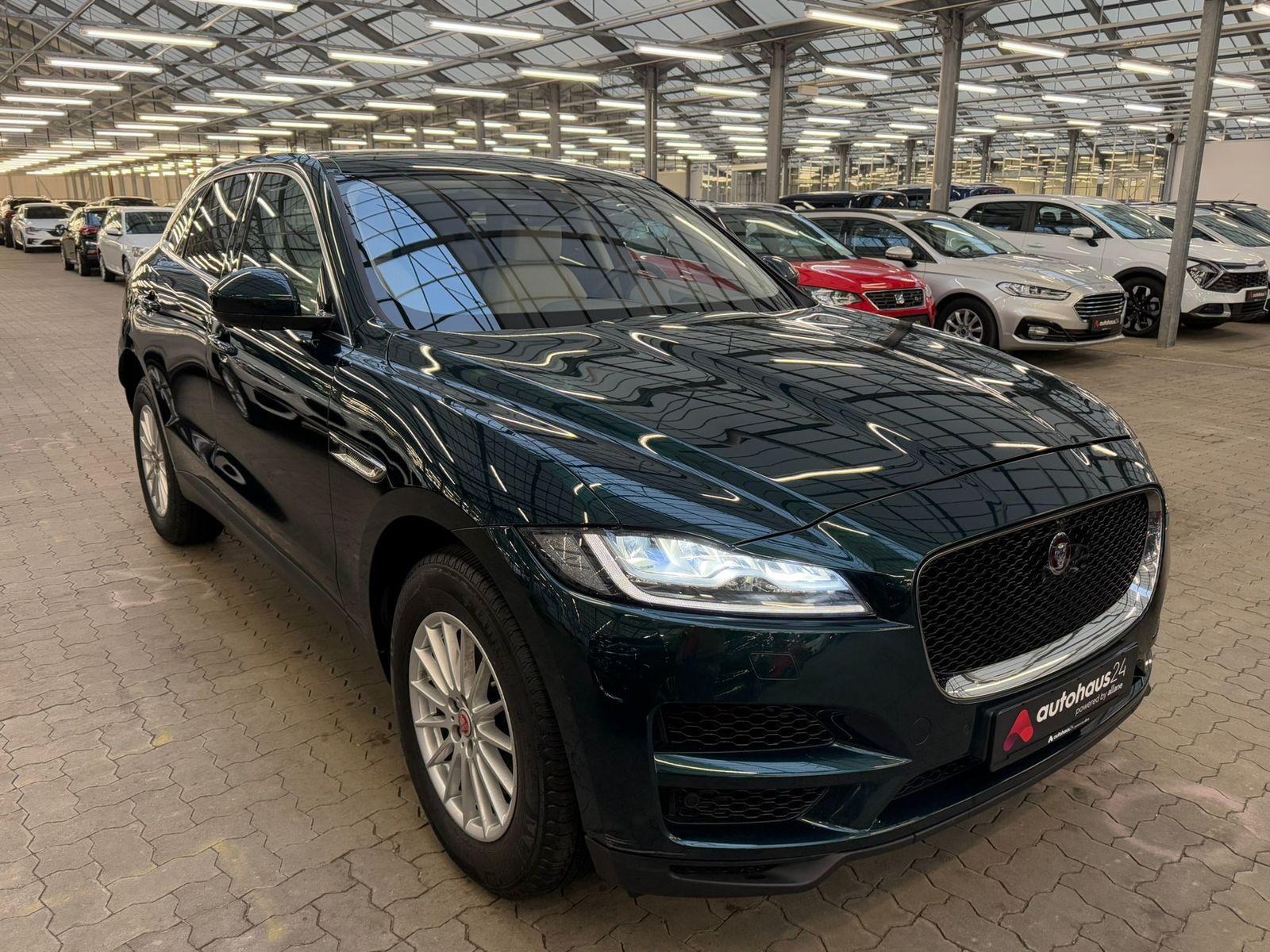 Jaguar F-PACE SUV / Crossover / Geländewagen JAGUAR F-PACE 30d AWD Portfolio Automatik Sports Utility Vehicle