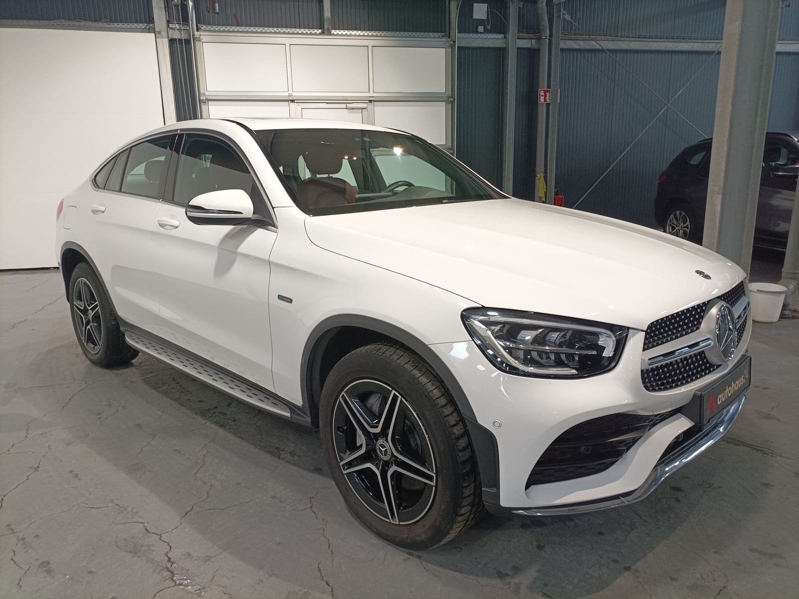 Mercedes-Benz GLC-Klasse SUV / Crossover / Geländewagen MERCEDES GLC Coupé GLC 300 e 4MATIC Coupé Autom. Coupé #1