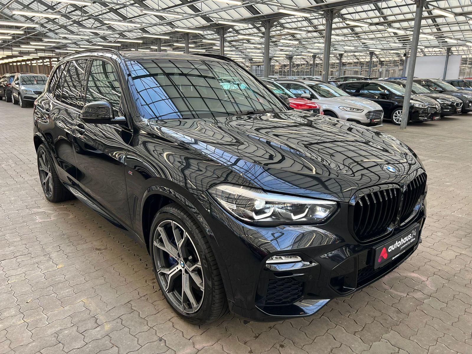 BMW X5 SUV / Crossover / Geländewagen BMW X5 xDrive40d Sports Utility Vehicle