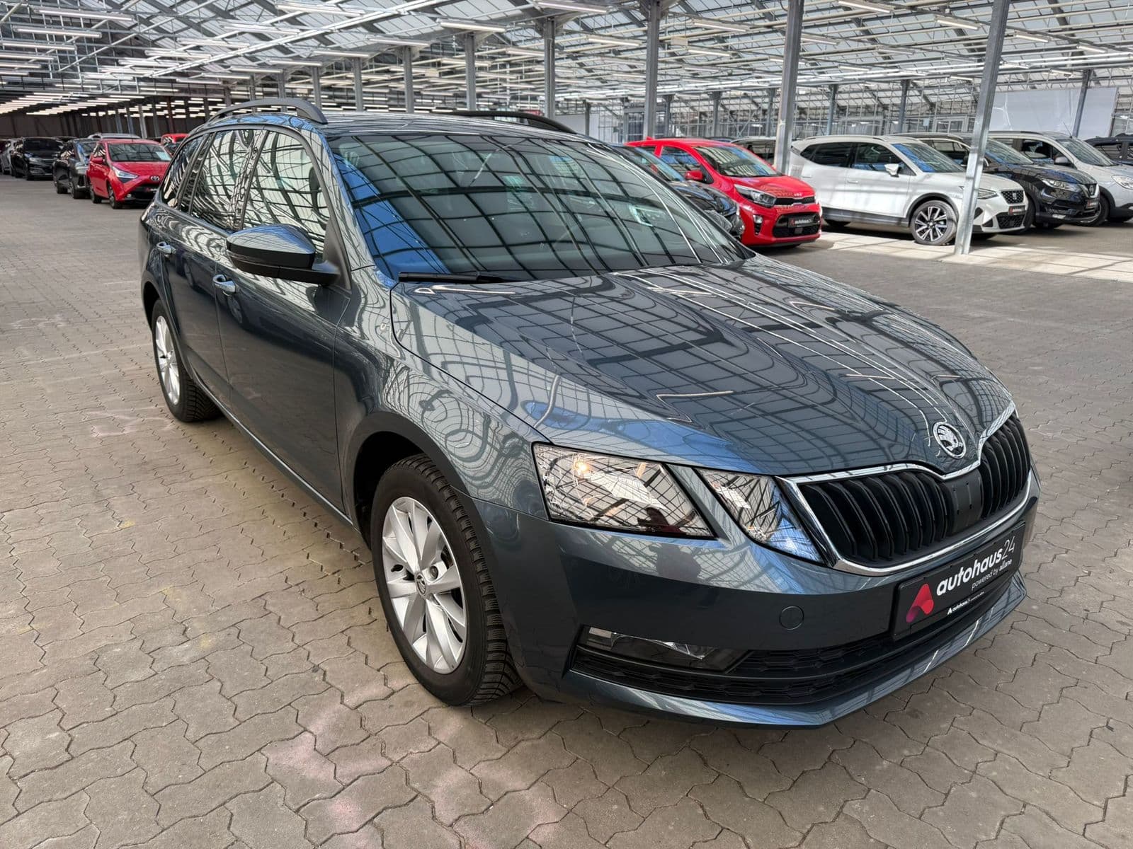 ŠKODA Octavia Kombi SKODA Octavia 1.5 TSI ACT DSG Tour Combi Kombi