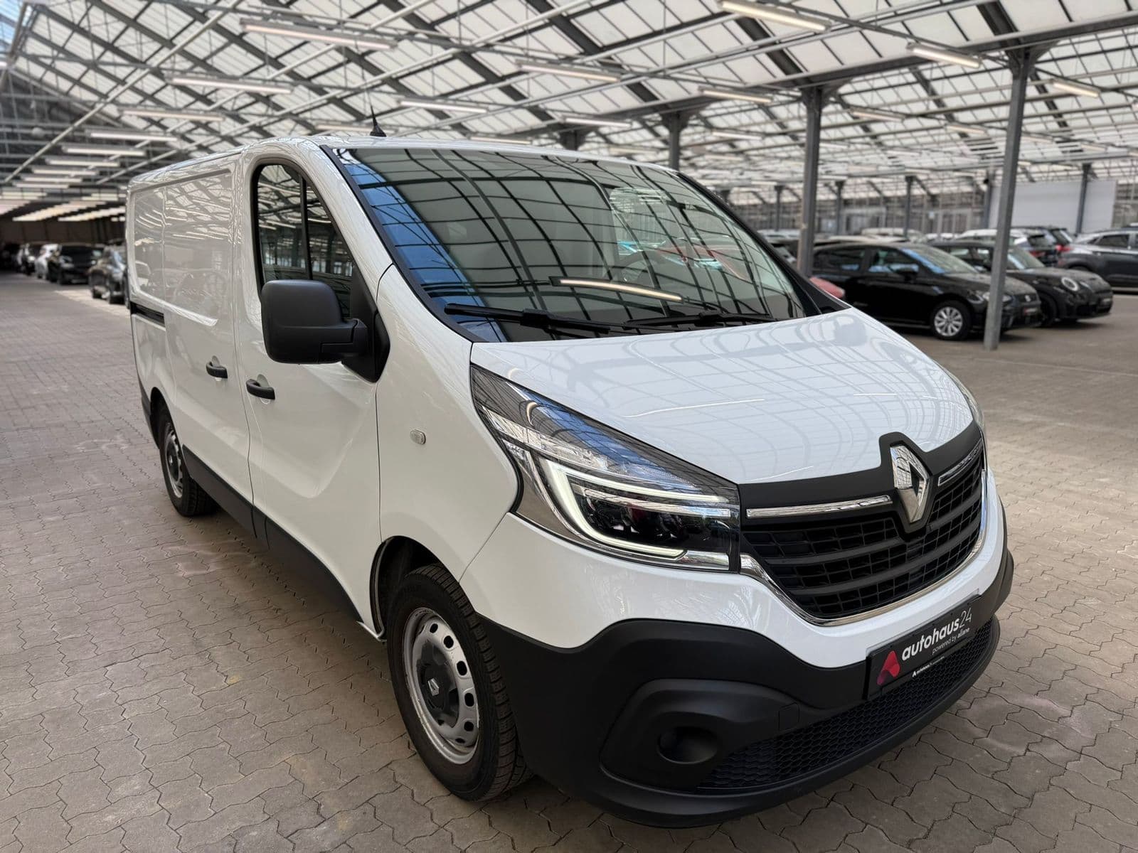 Renault Trafic Transporter RENAULT Trafic L1H1 1.6 ENERGY dCi 95 2,8t Komfort Kastenwagen #1