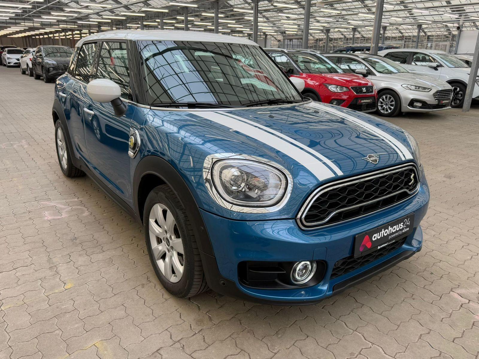 MINI Countryman SUV / Crossover / Geländewagen MINI Countryman Cooper S E ALL4 Schräghecklimousine