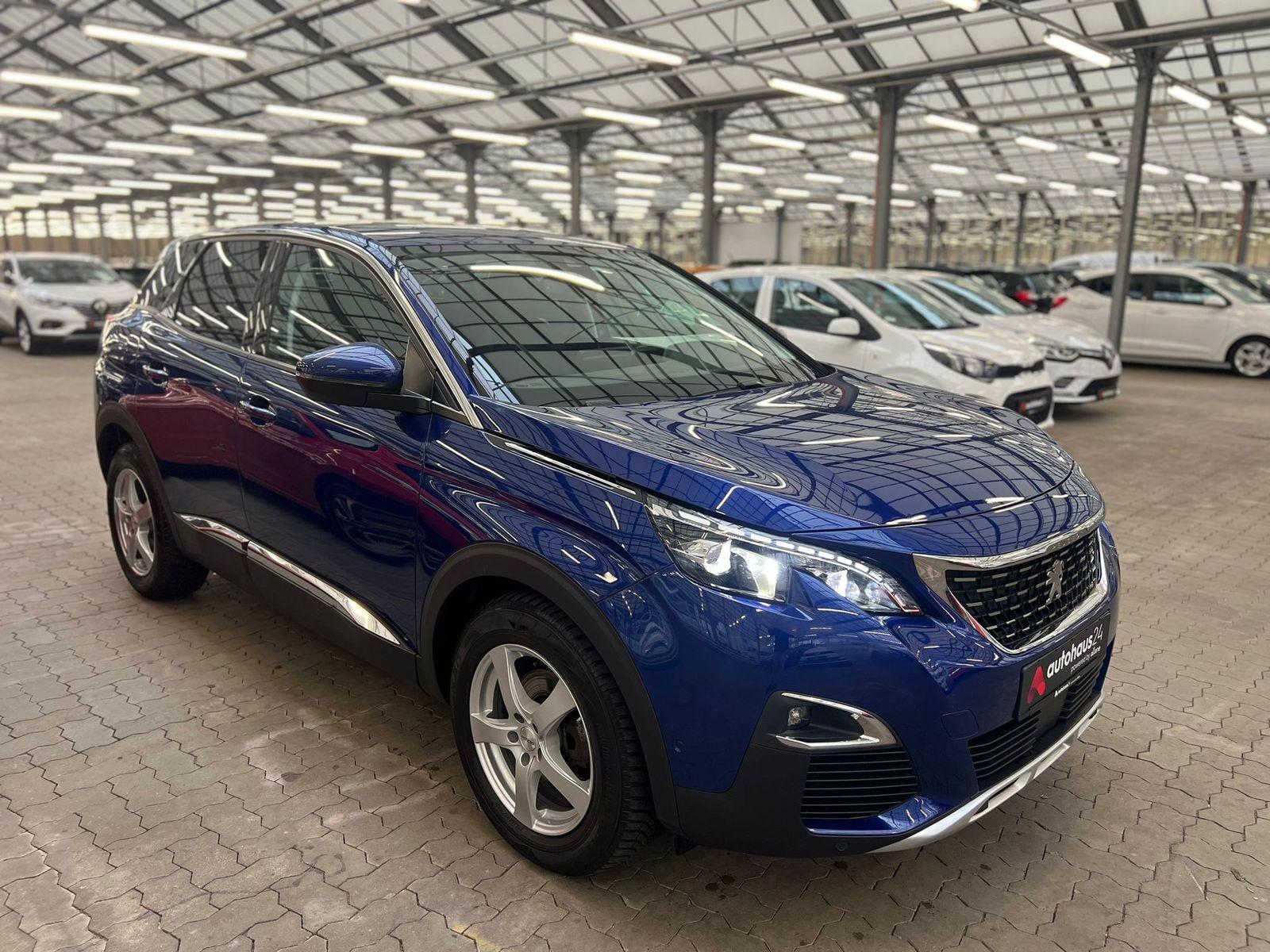 Peugeot 3008 SUV / Crossover / Geländewagen PEUGEOT 3008 1.2 PureTech 130 Allure Sports Utility Vehicle