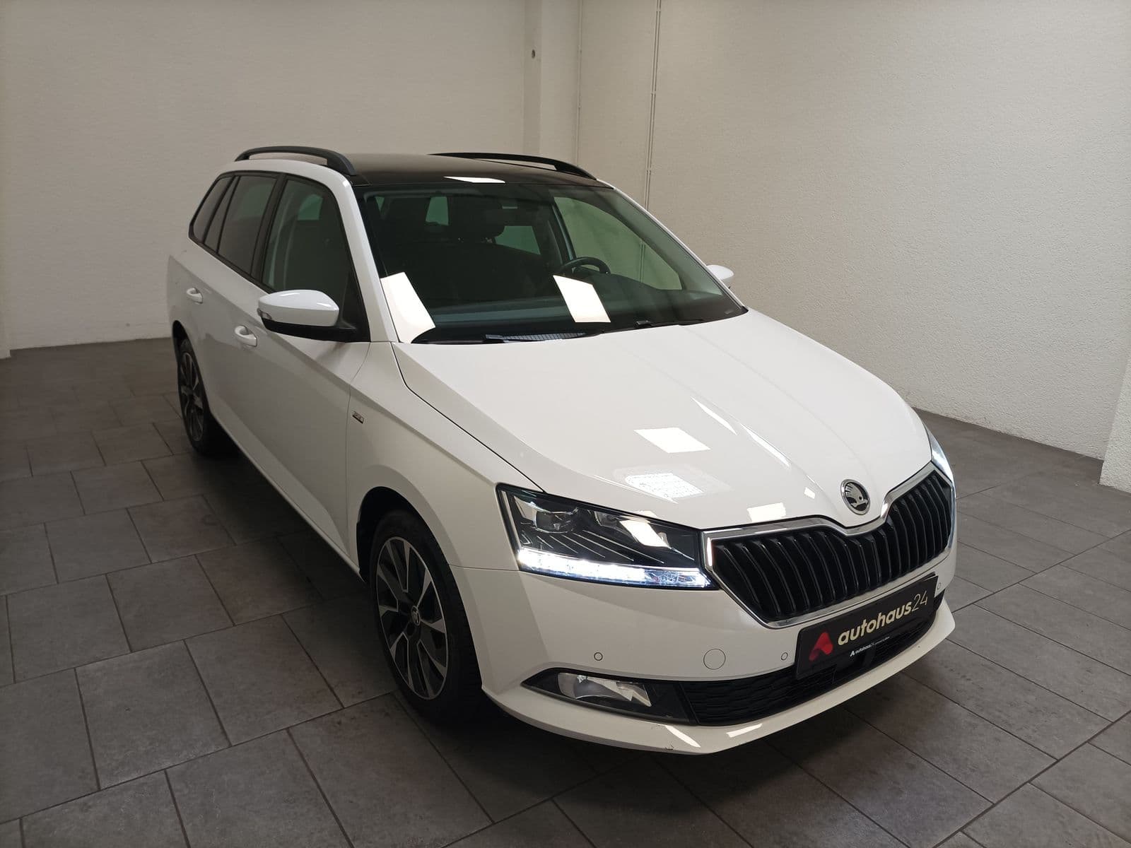 ŠKODA Fabia Kombi SKODA Fabia 1.0l TSI 70kW DRIVE 125 BEST OF COMBI Kombi #1