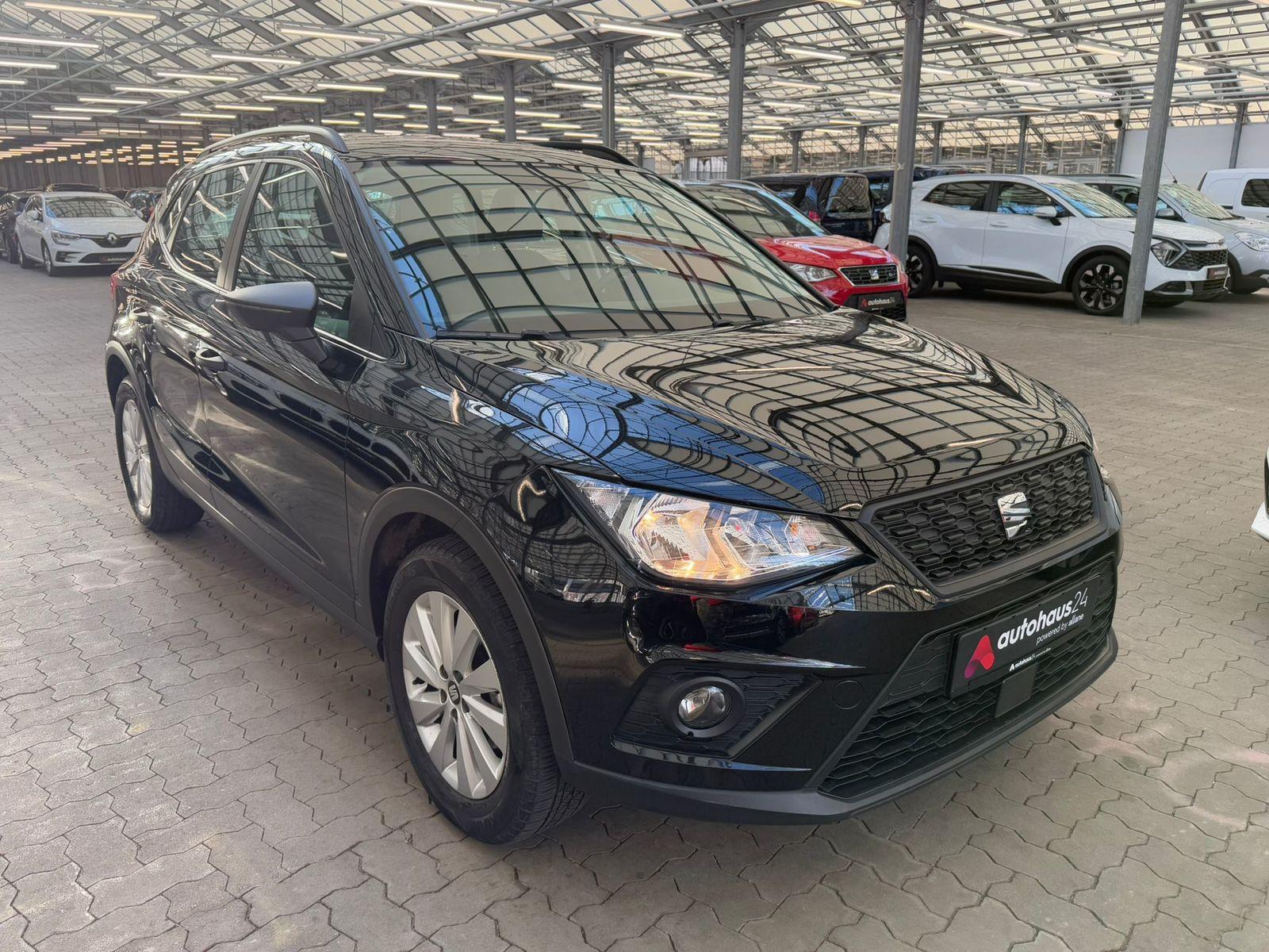 SEAT Arona SUV / Crossover / Geländewagen SEAT Arona 1.0 TSI Start&Stop 70kW Reference Sports Utility Vehicle