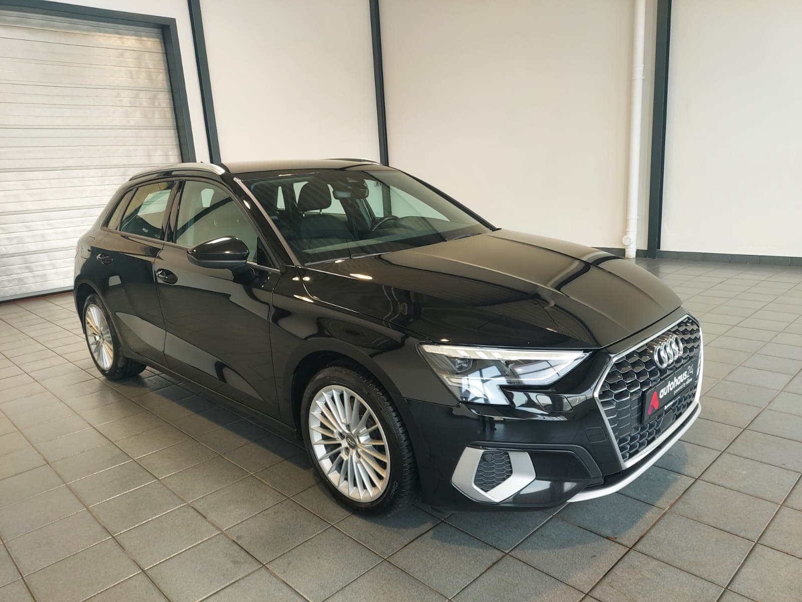 Audi A3 Limousine AUDI A3 35 TFSI advanced Sportback Sportback #1