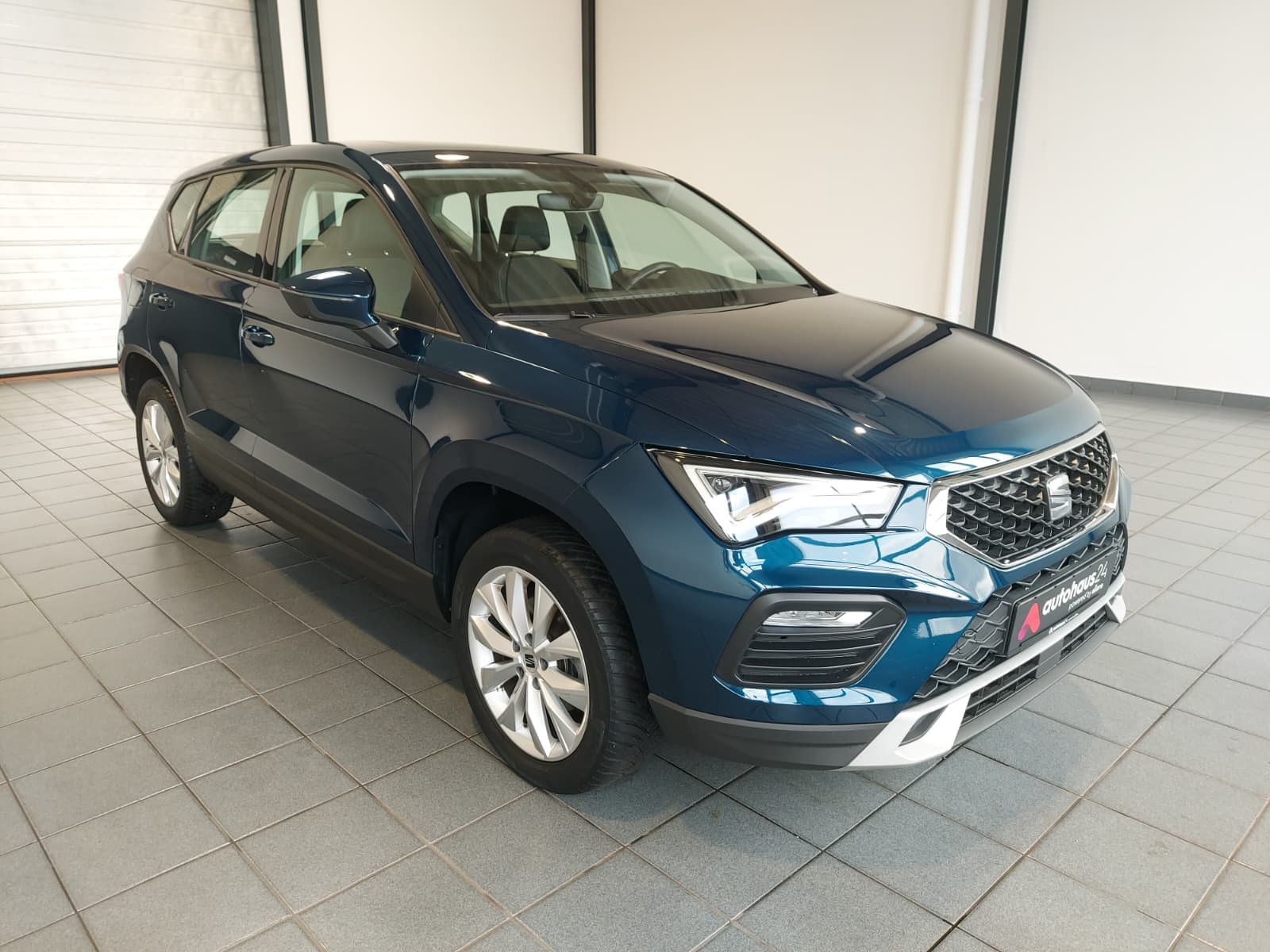 SEAT Ateca SUV / Crossover / Geländewagen SEAT Ateca 1.5 TSI ACT 110kW Style DSG Sports Utility Vehicle #1