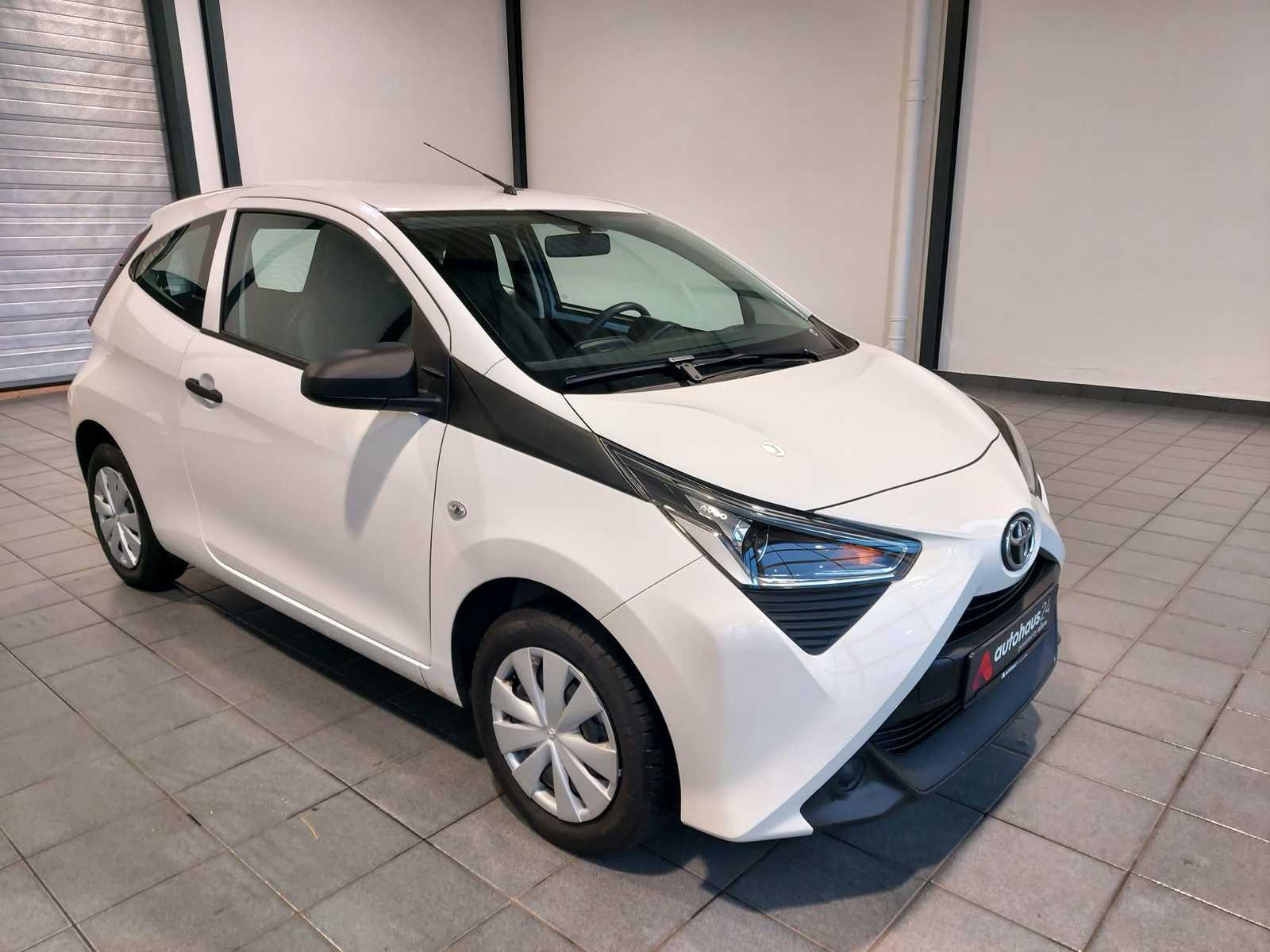 Toyota AYGO Schräghecklimousine TOYOTA AYGO 1,0-l-VVT-i x Kleinstwagen