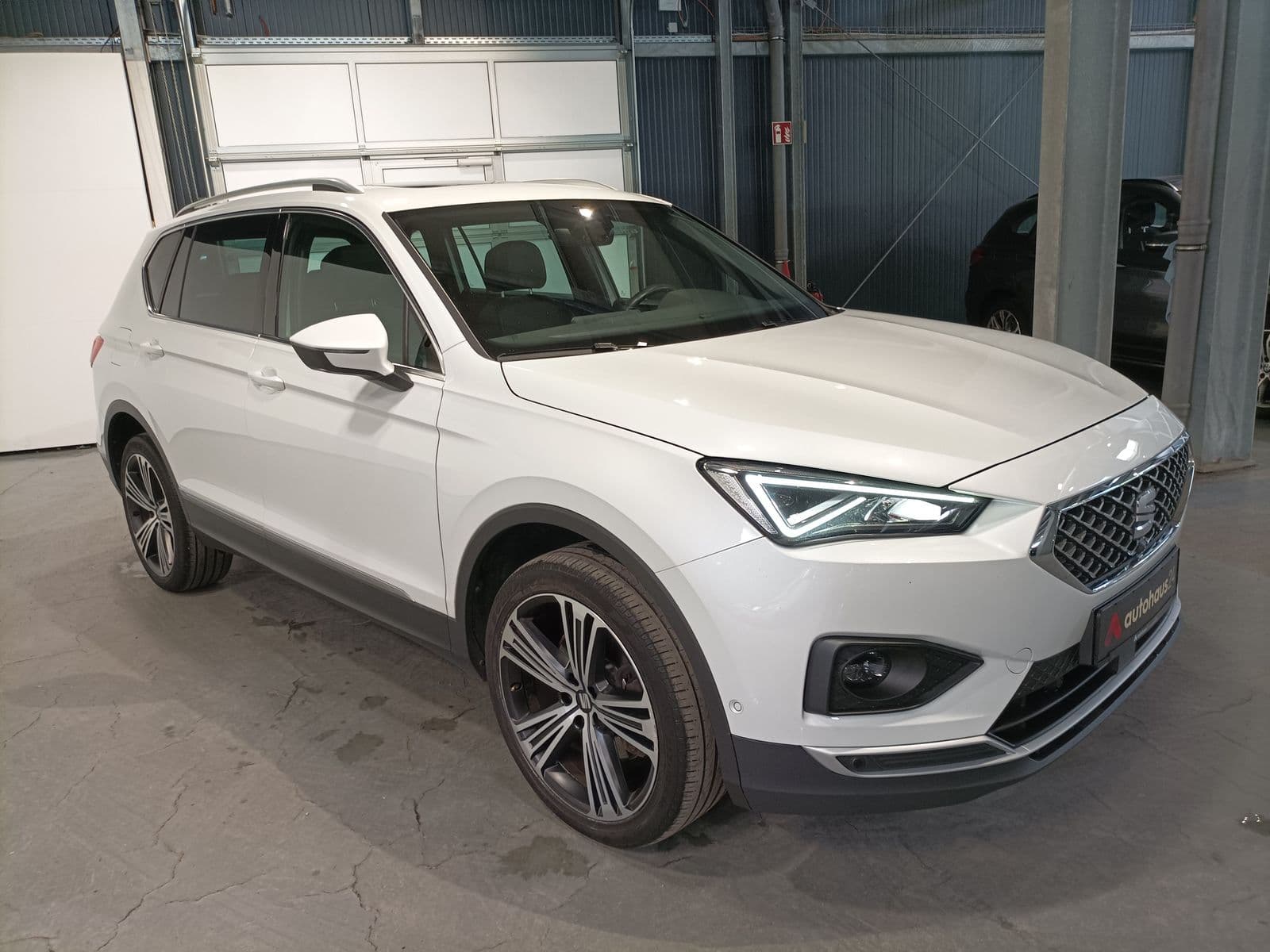 SEAT Tarraco SUV / Crossover / Geländewagen SEAT Tarraco 2.0 TDI 140kW Xcellence 4Drive DSG Sports Utility Vehicle #1