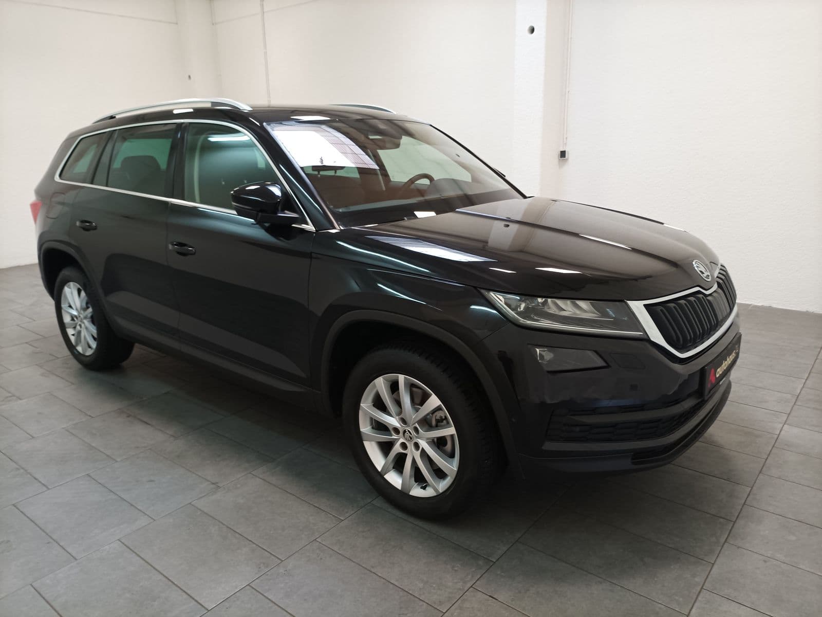ŠKODA Kodiaq SUV / Crossover / Geländewagen SKODA Kodiaq 2.0 TSI DSG 4x4 STYLE Sports Utility Vehicle