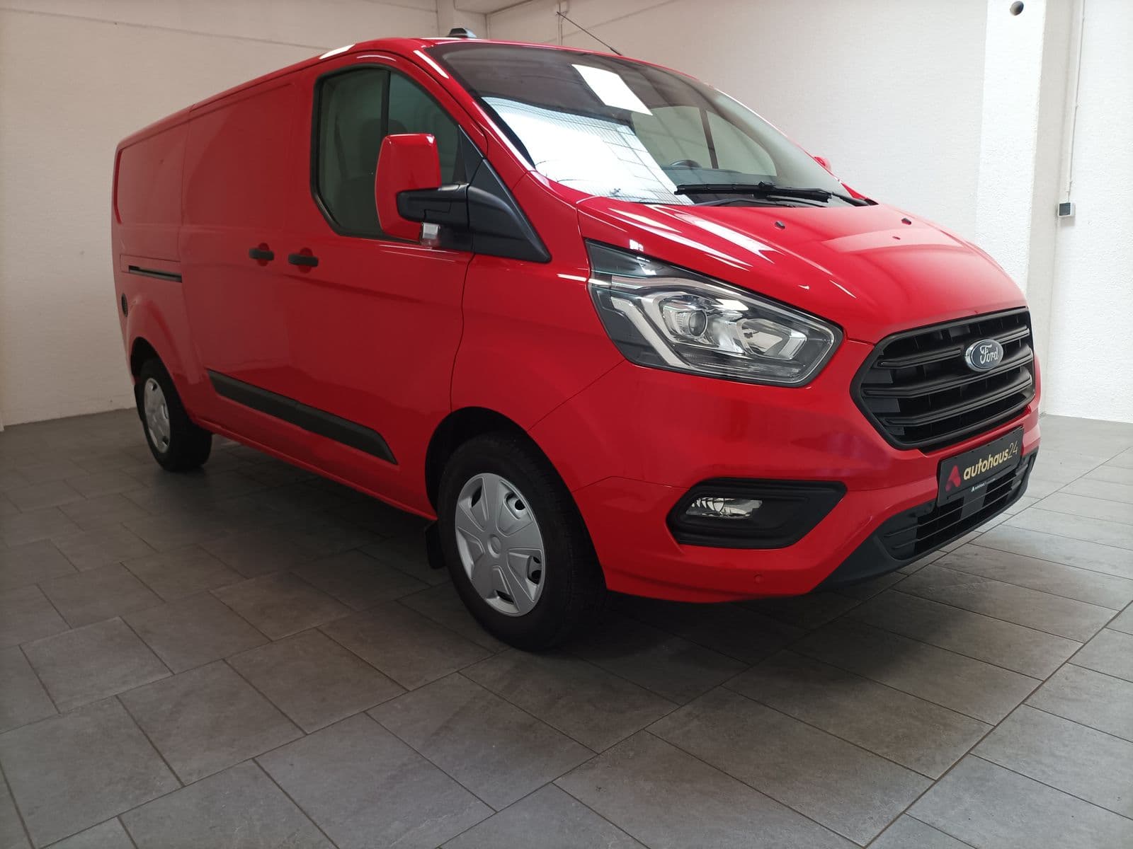 Ford Transit Transporter FORD Transit Custom 340 L2H1 2,0EcoBlue 96kW Trend Kastenwagen #1