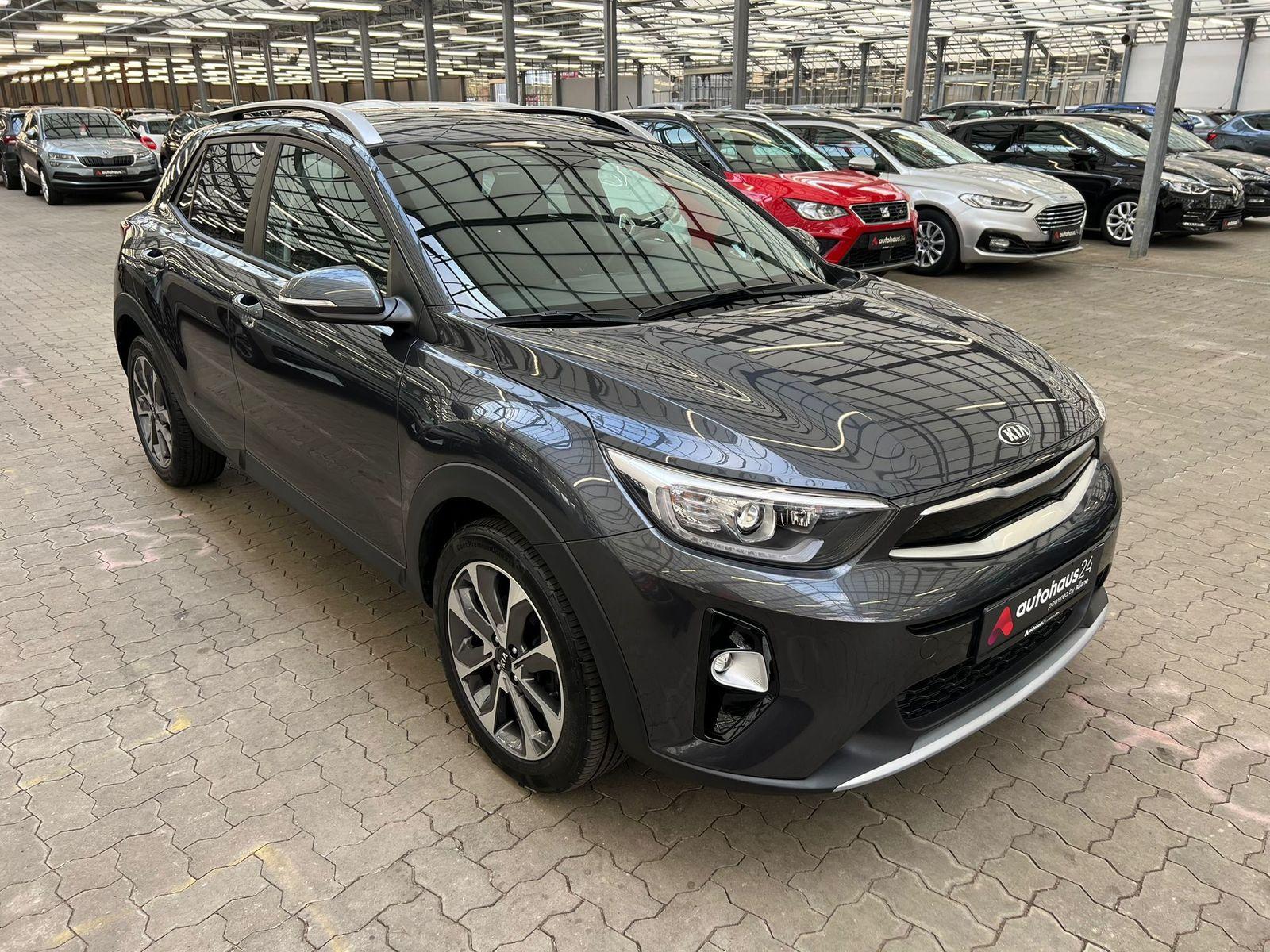 Kia Stonic SUV / Crossover / Geländewagen KIA Stonic 1.0 T-GDI 100 Vision Sports Utility Vehicle