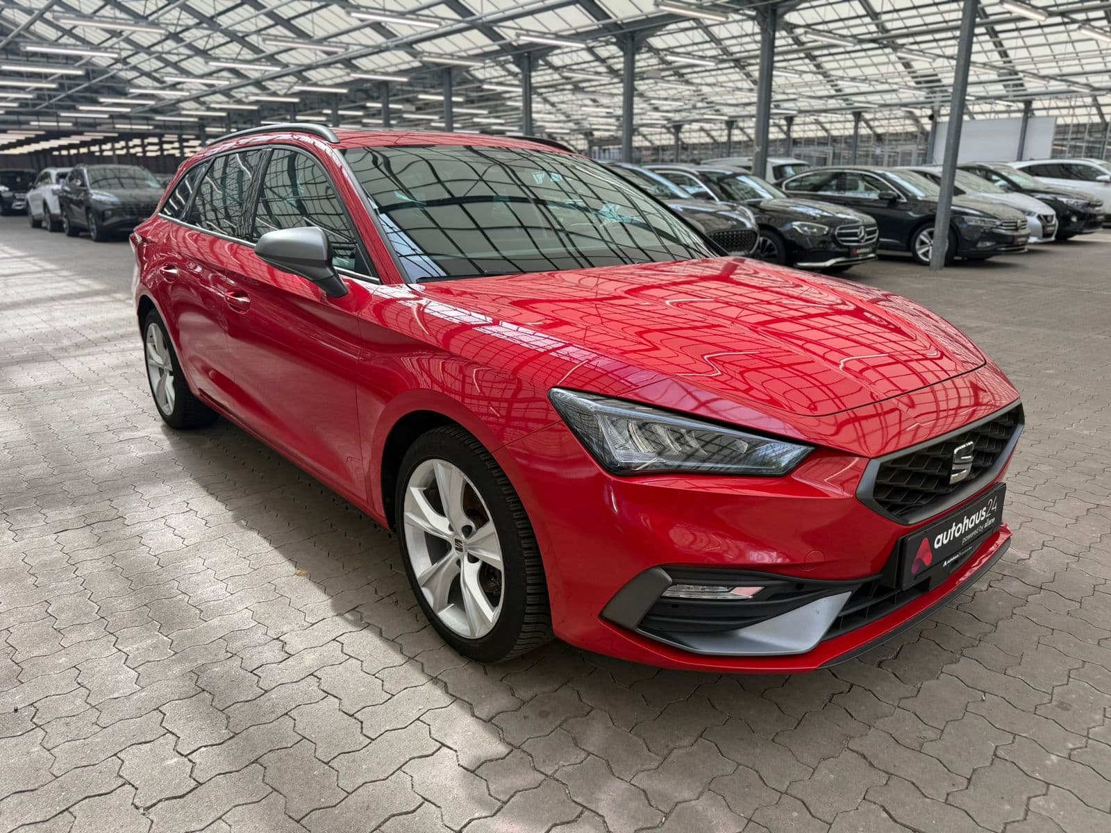 SEAT Leon Kombi SEAT Leon 1.5 TSI ACT 110kW FR Sportstourer Kombi #1