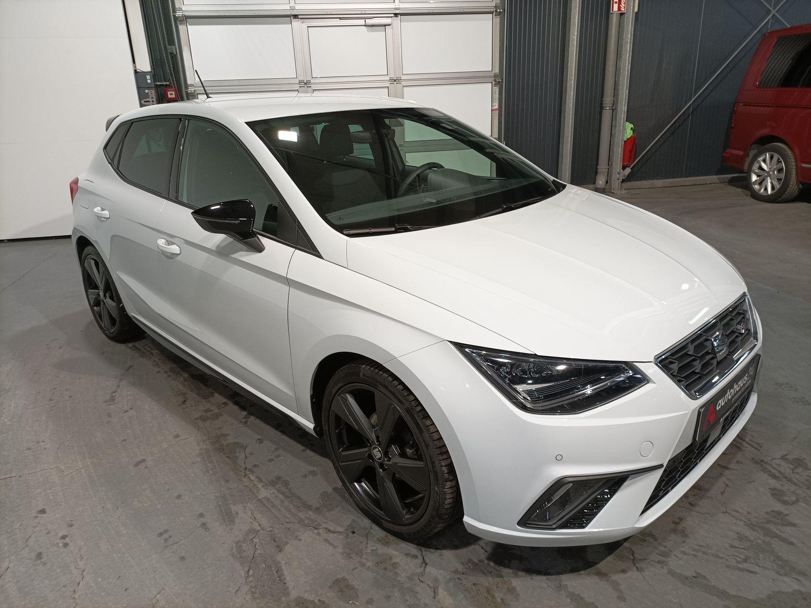 SEAT Ibiza Schräghecklimousine SEAT Ibiza 1.0 TSI 70kW Black Edition Schräghecklimousine