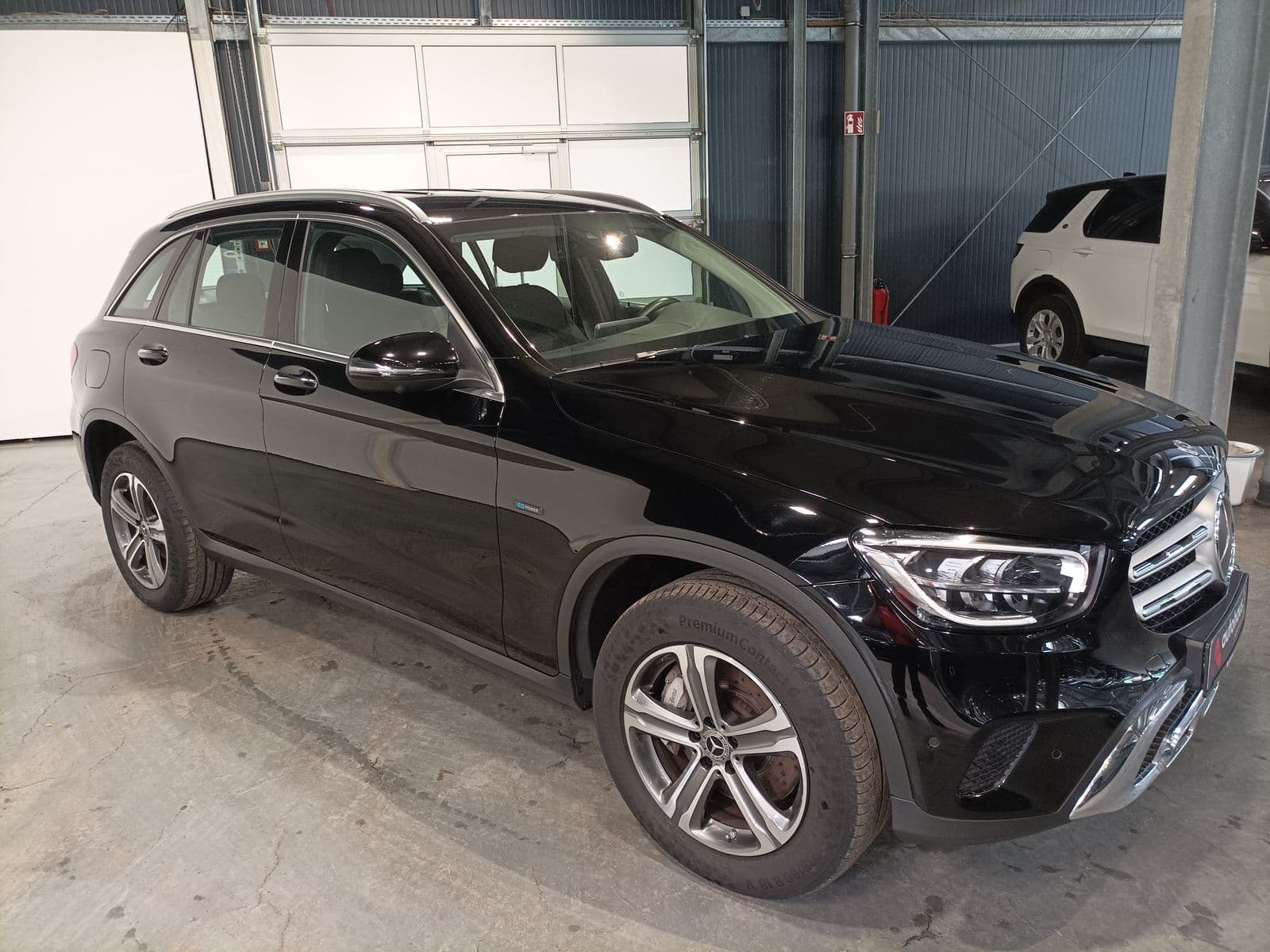 Mercedes-Benz GLC-Klasse SUV / Crossover / Geländewagen MERCEDES GLC GLC 300 e 4MATIC Autom. Sports Utility Vehicle #1