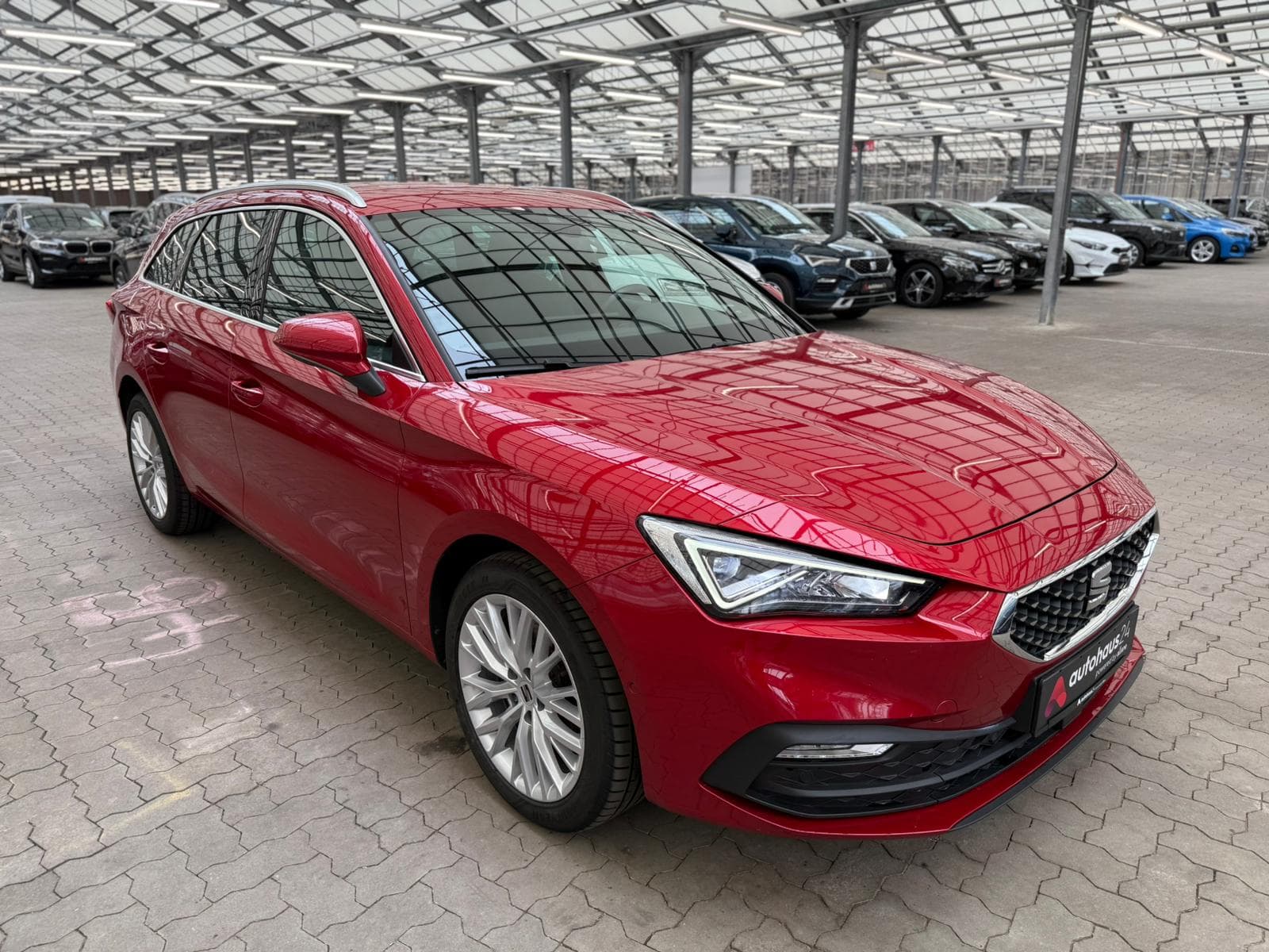 SEAT Leon Kombi SEAT Leon 1.5 eTSI ACT 110kW Xcellence DSG Sportst Kombi #1