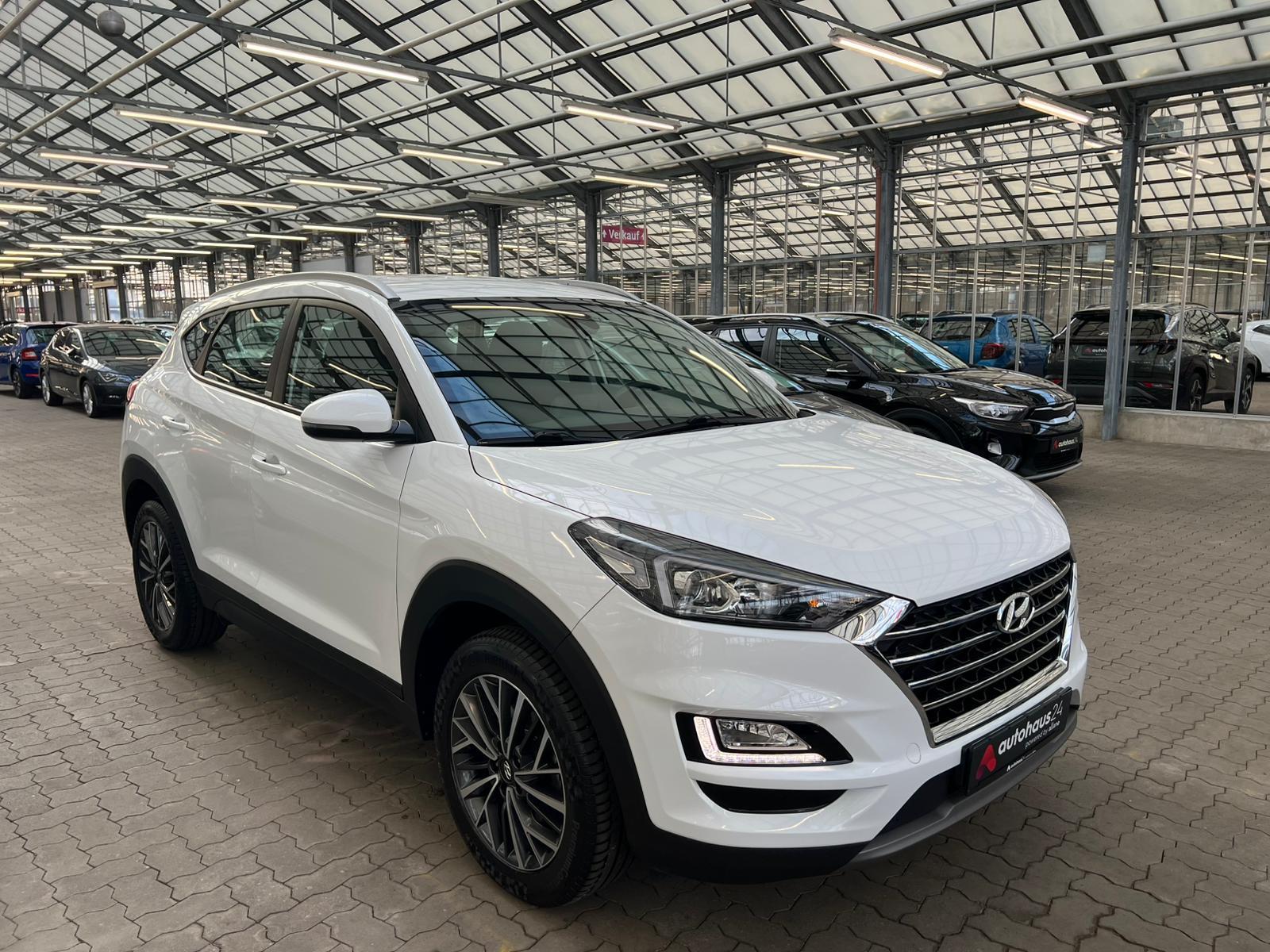 Hyundai Tucson SUV / Crossover / Geländewagen HYUNDAI Tucson 1.6 T-GDI Advantage 2WD Sports Utility Vehicle