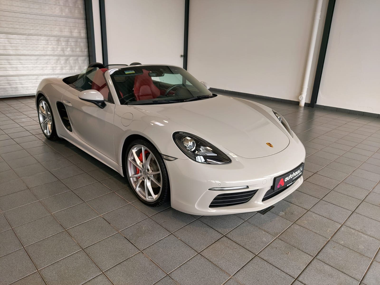 Porsche Boxster Cabrio / Roadster PORSCHE 718 Boxster S Roadster #1
