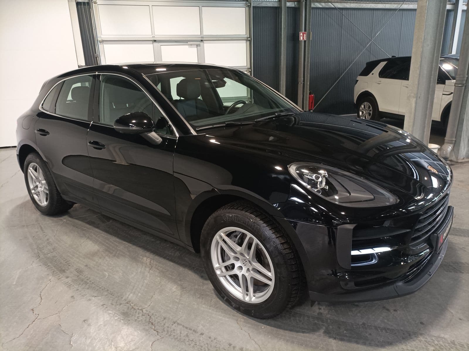 Porsche Macan SUV / Crossover / Geländewagen PORSCHE Macan S Sports Utility Vehicle #1
