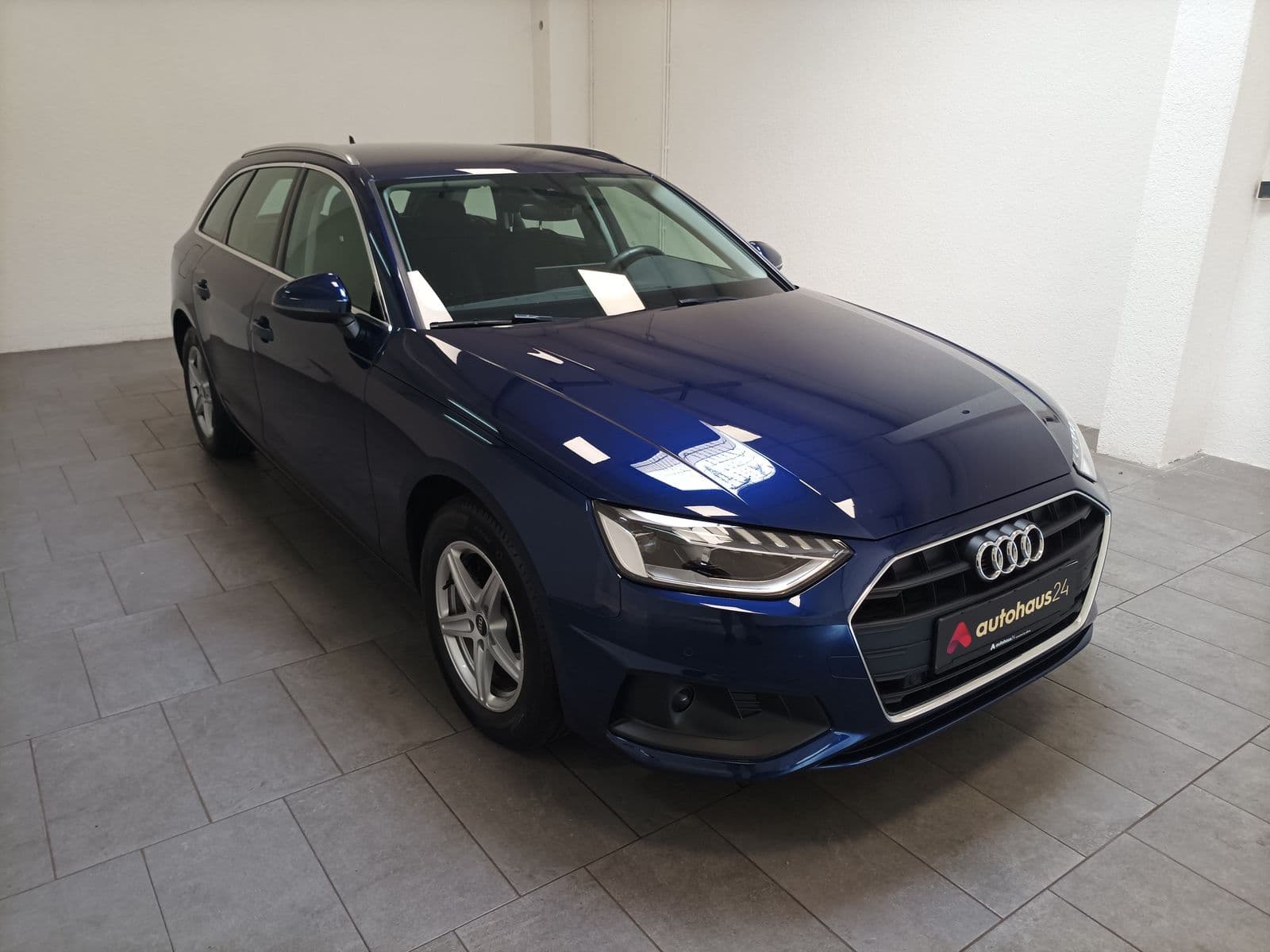 Audi A4 Kombi AUDI A4 35 TDI S tronic Avant Kombi #1