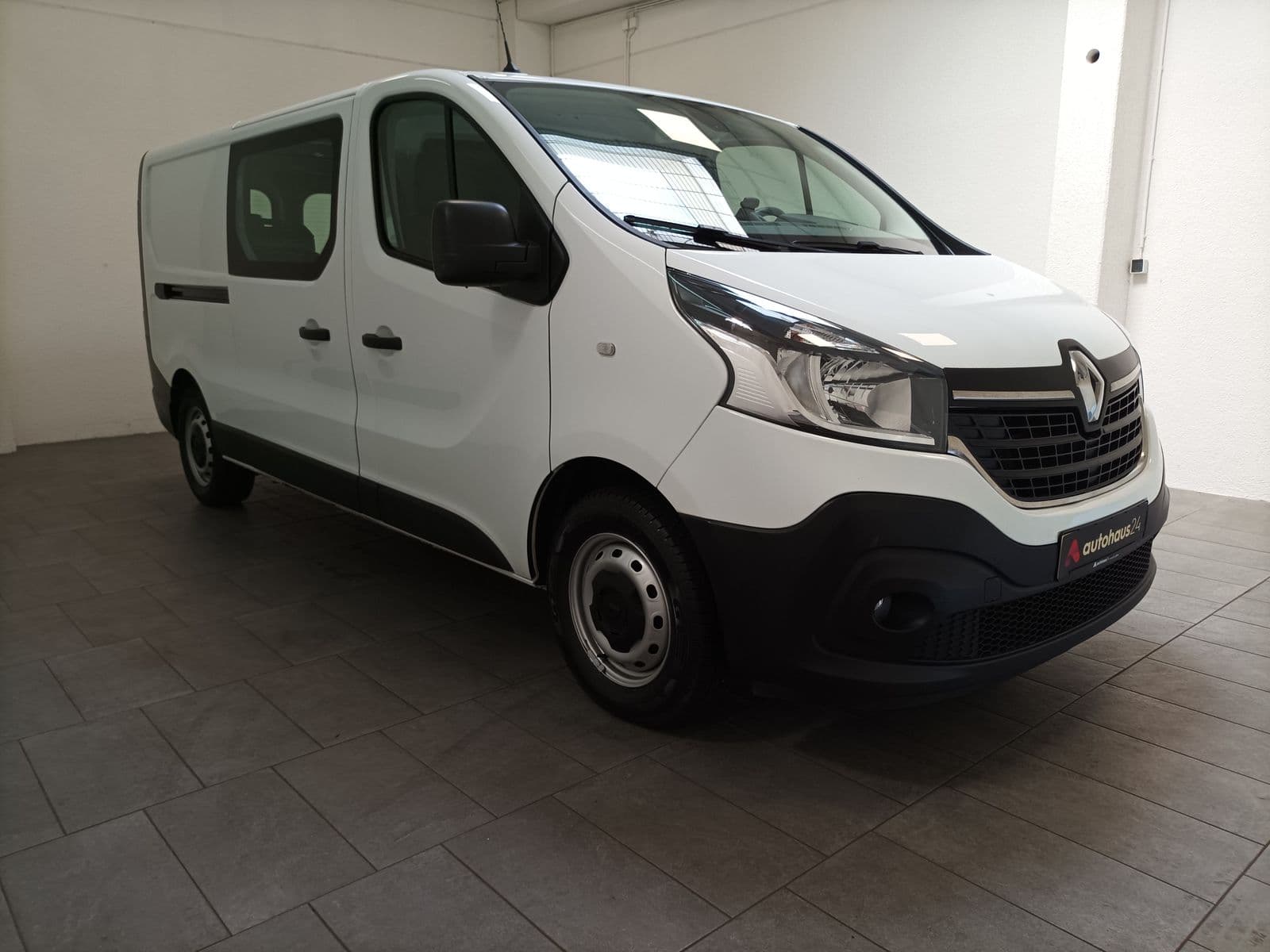 Renault Trafic Transporter RENAULT Trafic L2H1 2.0 ENERGY dCi 145 Komfort Kastenwagen #1