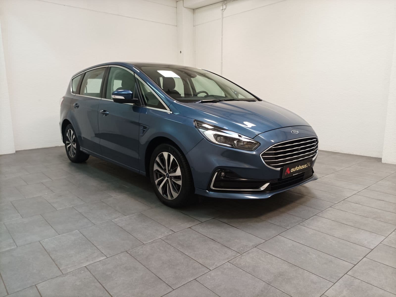 Ford S-MAX Kleinbus / Van FORD S-MAX 2,0 EcoBlue 110kW Titanium Auto Van #1