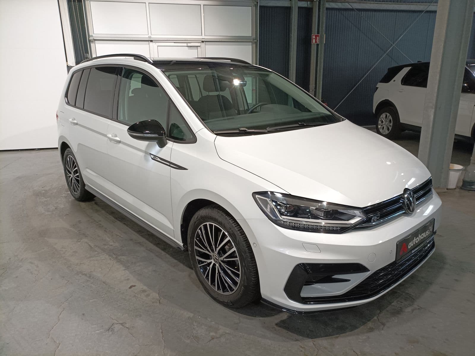 Volkswagen Touran Kleinbus / Van VOLKSWAGEN Touran 1.5 TSI OPF DSG Highline Kompaktvan