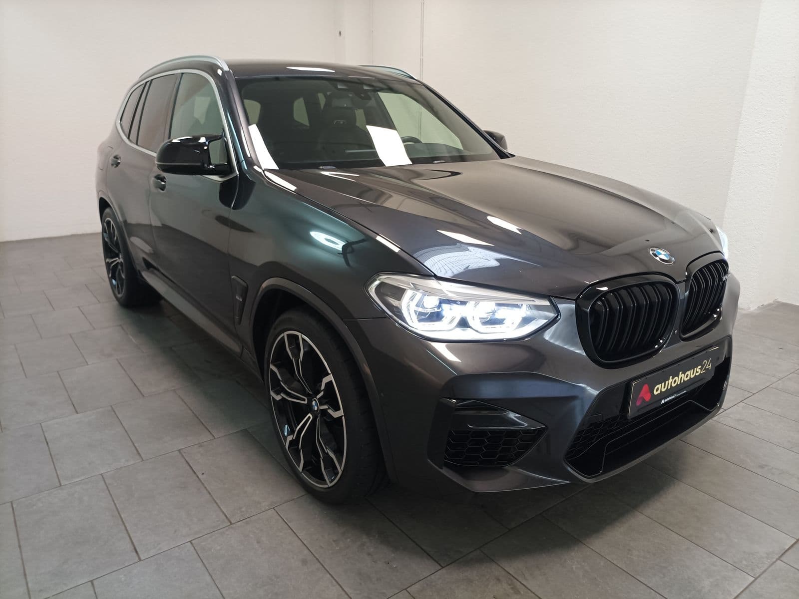 BMW X3 SUV / Crossover / Geländewagen BMW X3 X3 M COMPETITION Sports Utility Vehicle #1