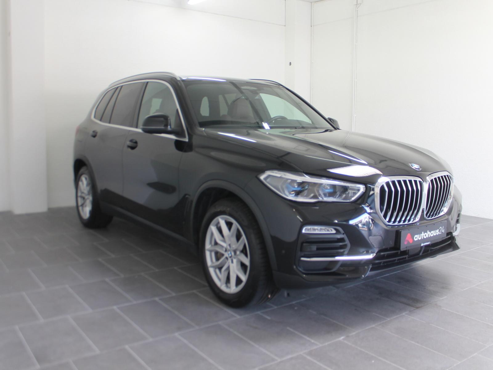 BMW X5 SUV / Crossover / Geländewagen BMW X5 xDrive45e Sports Utility Vehicle