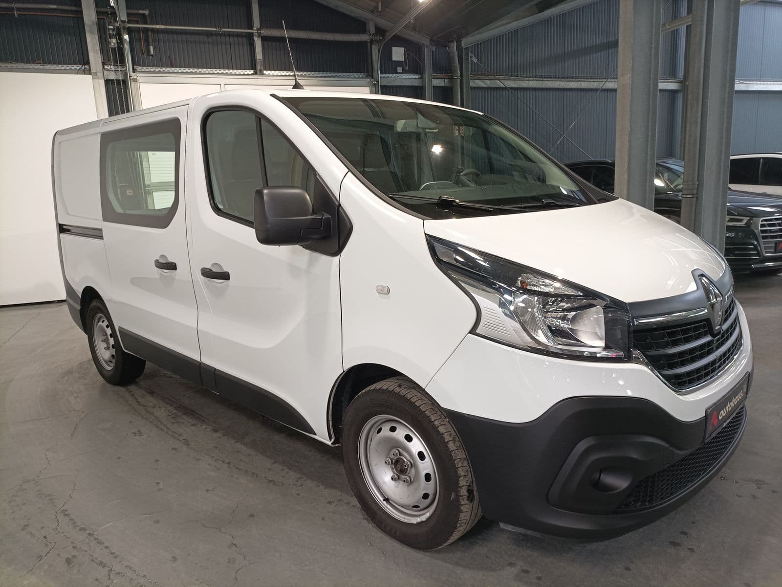 Renault Trafic Transporter RENAULT Trafic L1H1 2.0 ENERGY dCi 145 3,0t Komfort Kastenwagen #1