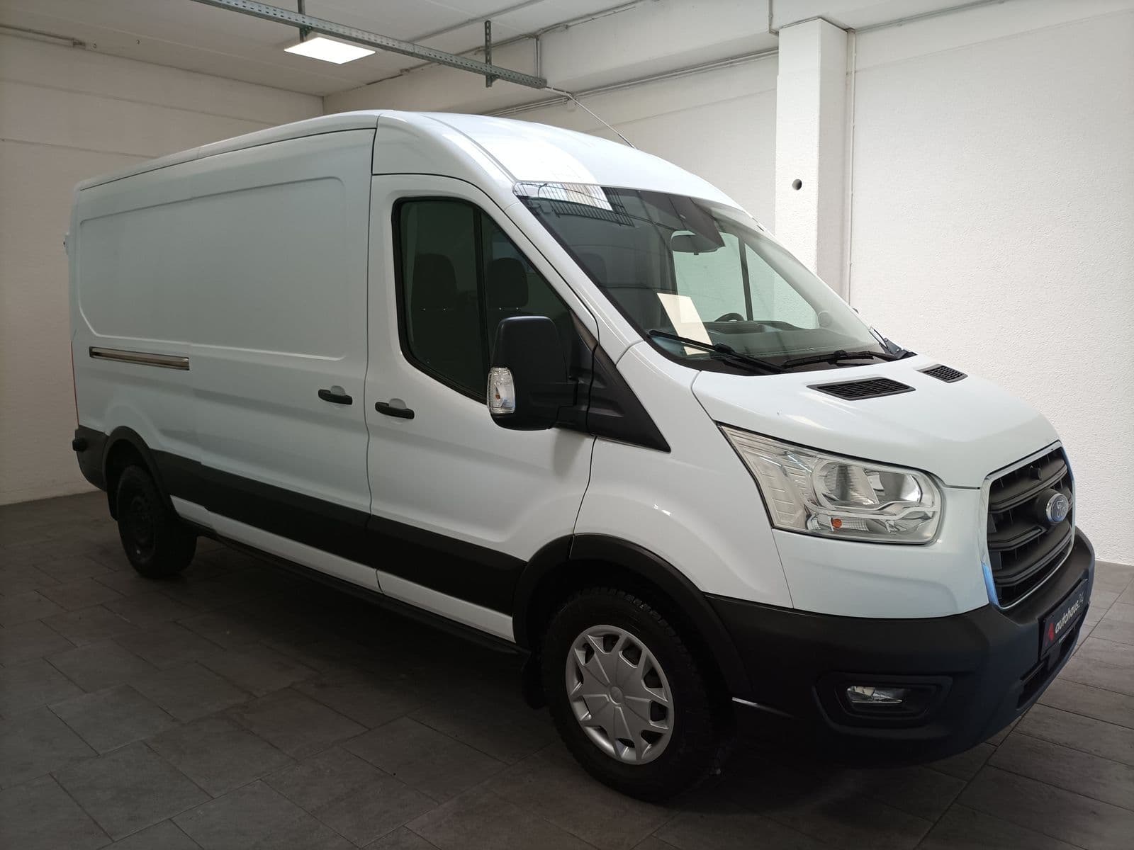 Ford Transit Transporter FORD Transit 350L3H2 2,0TDCi 96kW Front Trend Kastenwagen