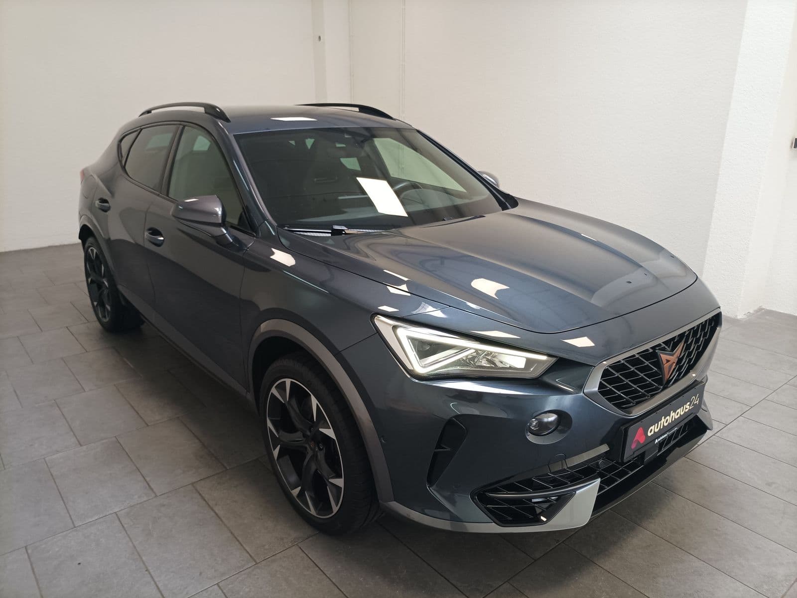 CUPRA Formentor SUV / Crossover / Geländewagen CUPRA Formentor 2.0 TSI 228kW VZ 4Drive DSG Sports Utility Vehicle #1