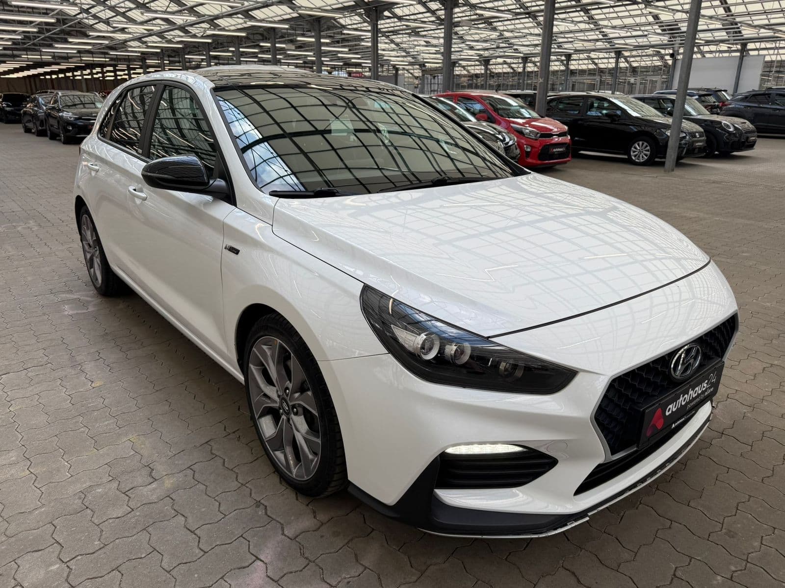 Hyundai i30 Limousine HYUNDAI i30 1.4 T-GDI N Line DCT Schräghecklimousine #1