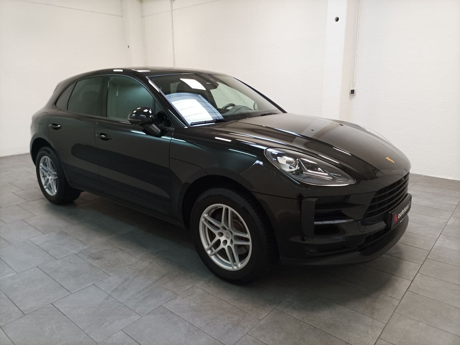 Porsche Macan SUV / Crossover / Geländewagen PORSCHE Macan - Sports Utility Vehicle