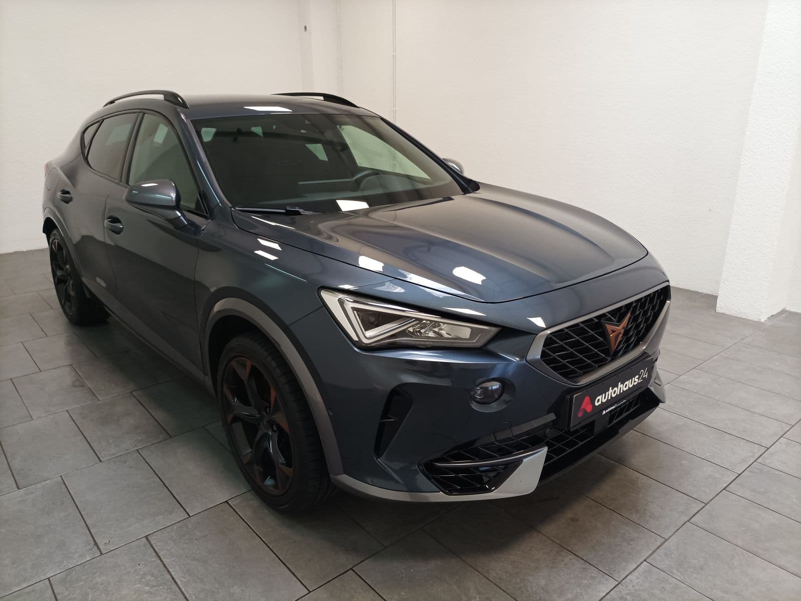 CUPRA Formentor SUV / Crossover / Geländewagen CUPRA Formentor 2.0 TSI 228kW VZ 4Drive DSG Sports Utility Vehicle #1